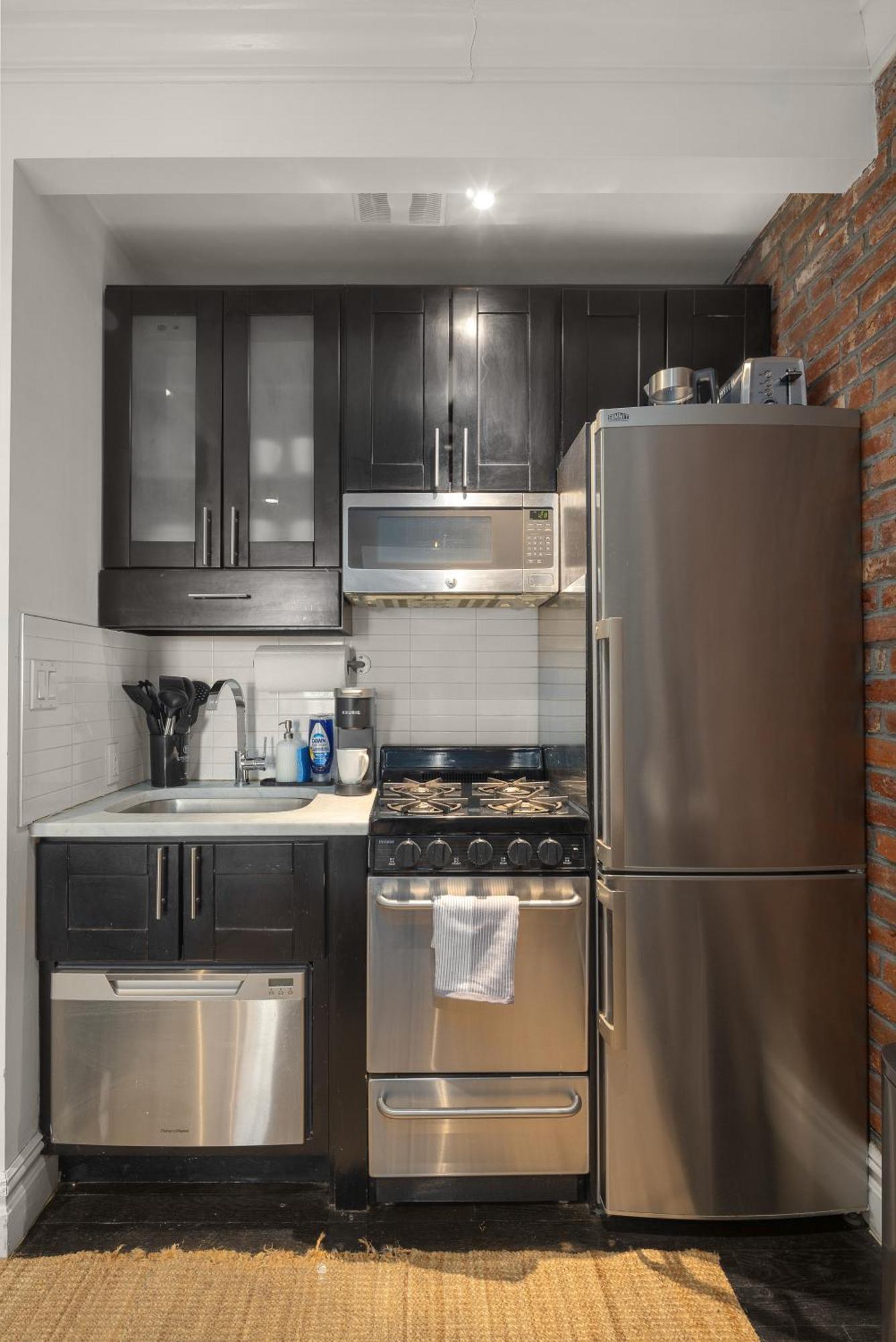 Rustic Nyc In Trendy Hudson Yard Apartment New York