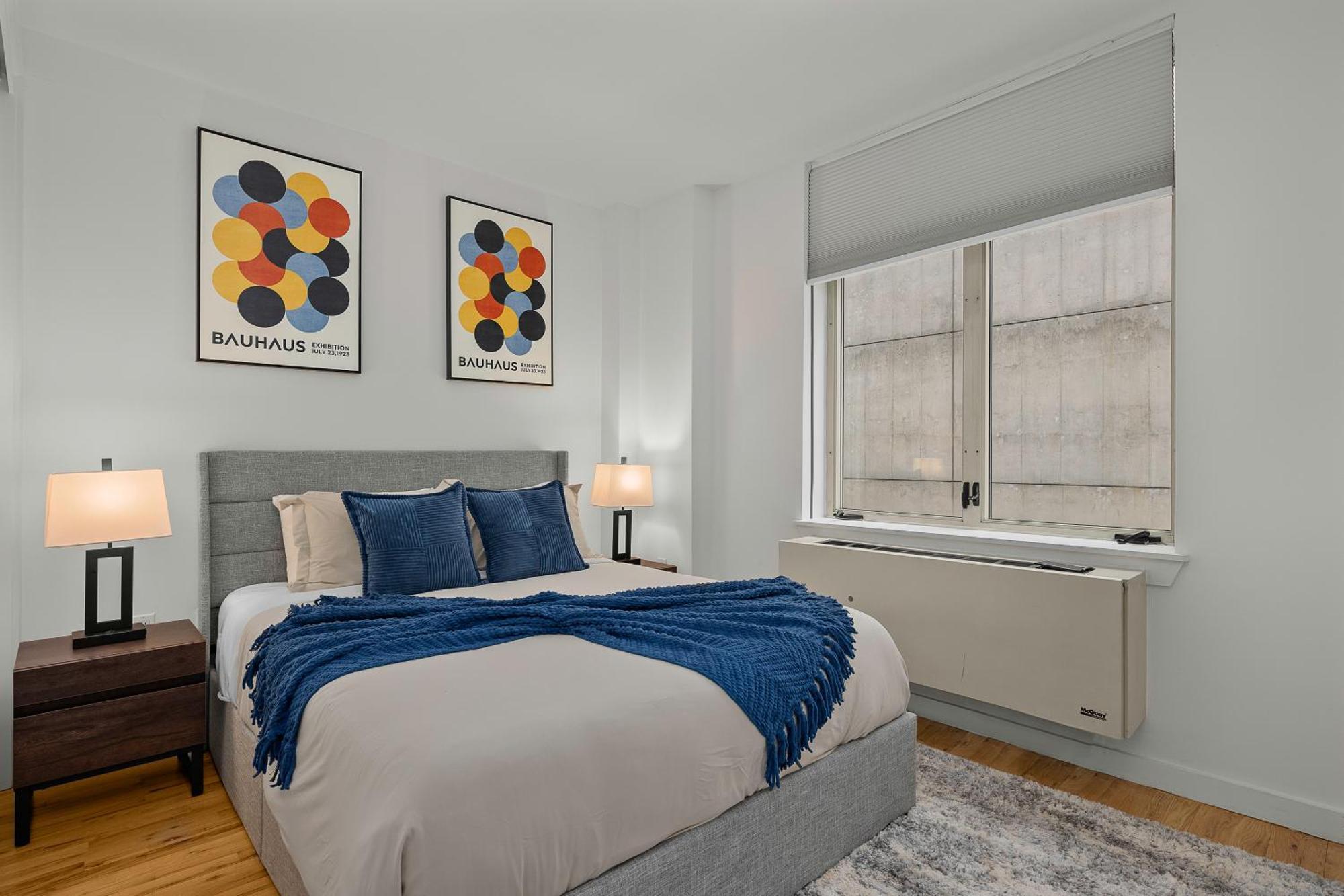 Modern 2br Steps From New York's Iconic Broadway New York