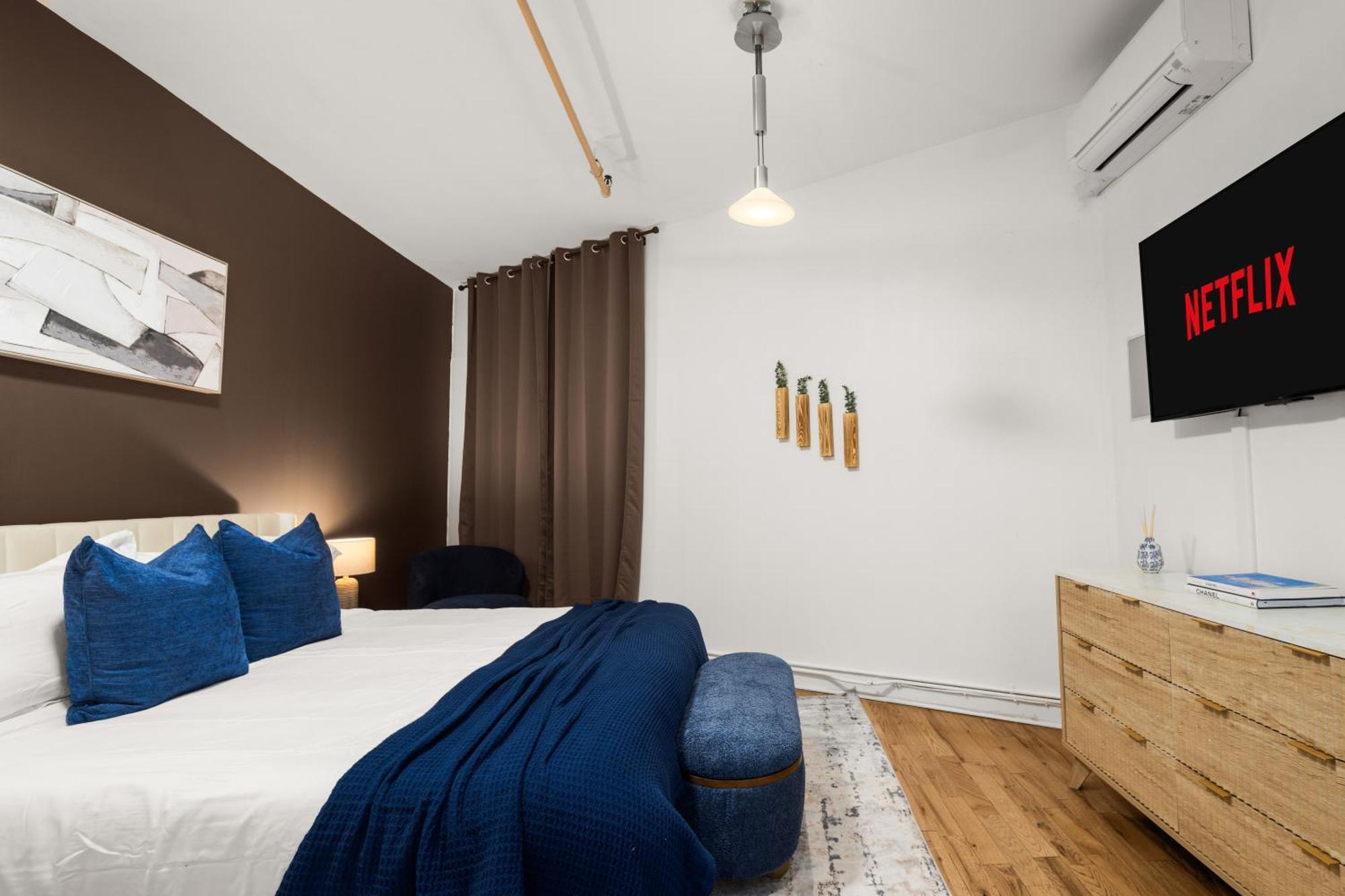 Beautifully Designed 3 Bdr In Dumbo Nyc