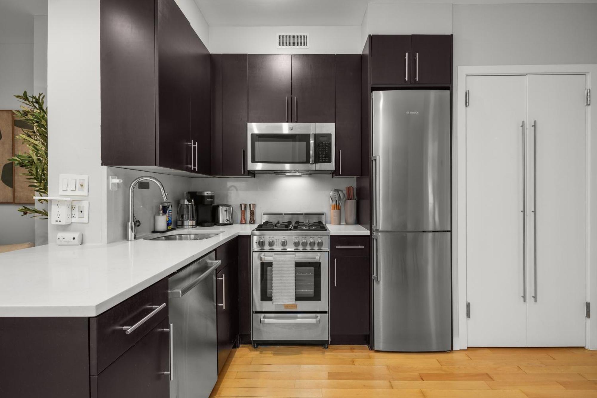 Stylish 2br In The Heart Of East Village Apartment