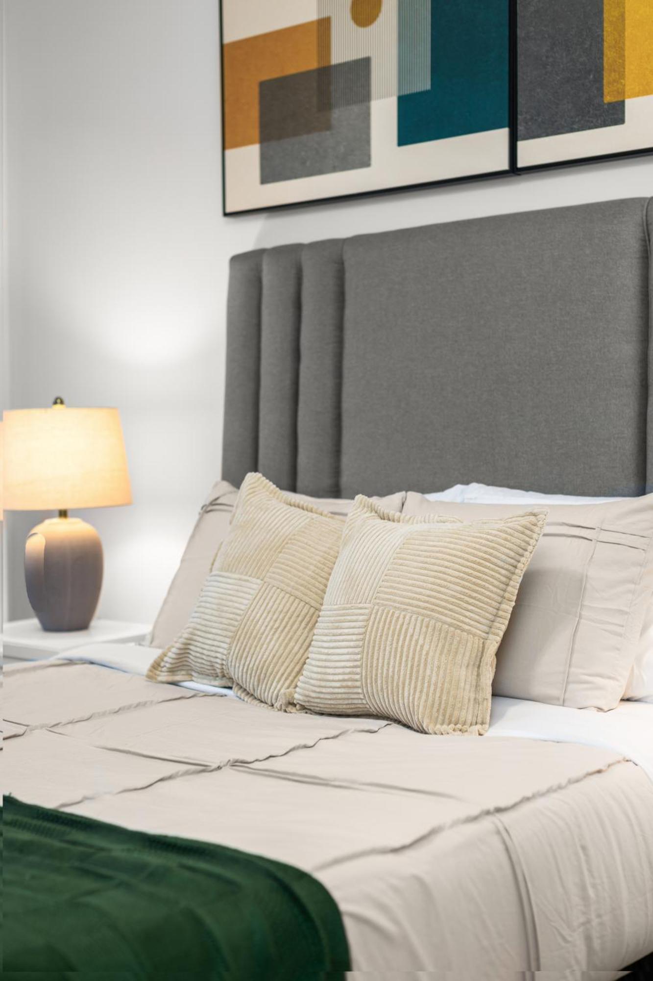 Stylish 2br In The Heart Of East Village Apartment
