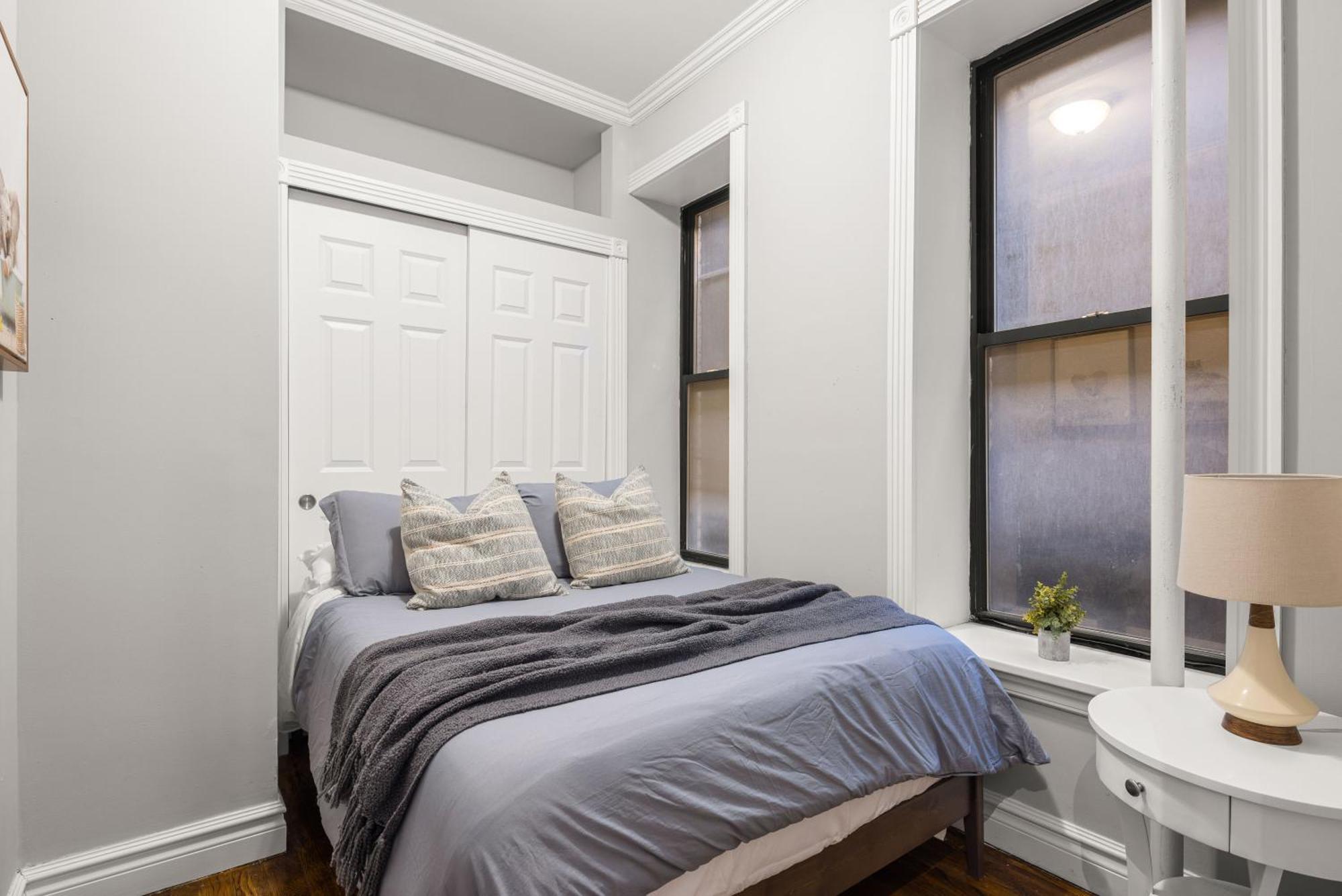 Stylish Escape Modern 2br On Street *