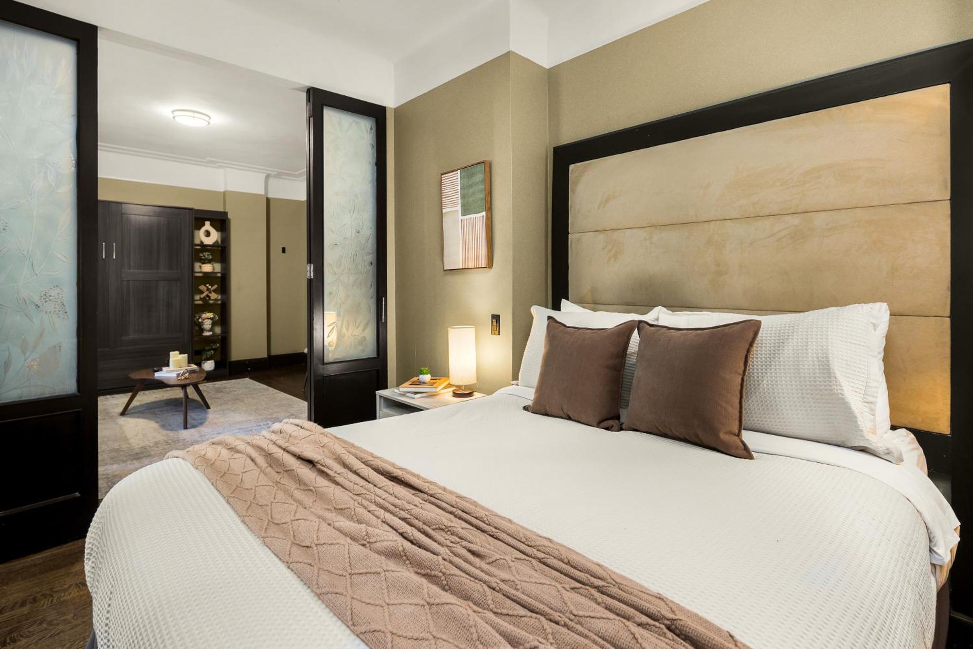 Apartment Heart Of Ny, Steps Away From Attractions *