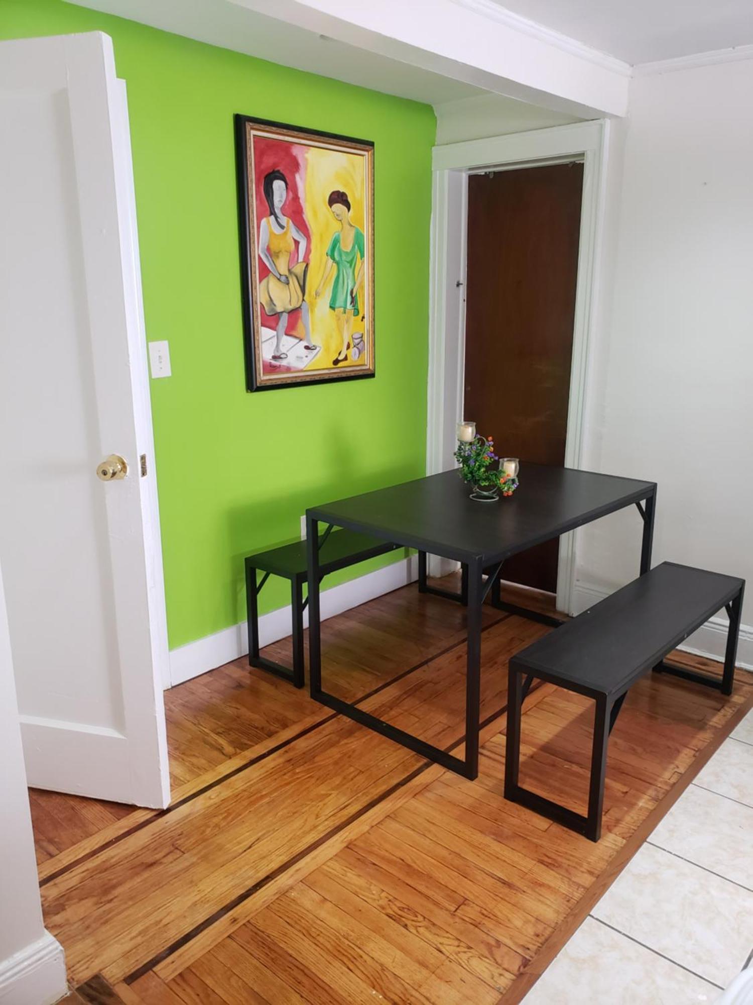 Apartment With Ayana In St Albans New York