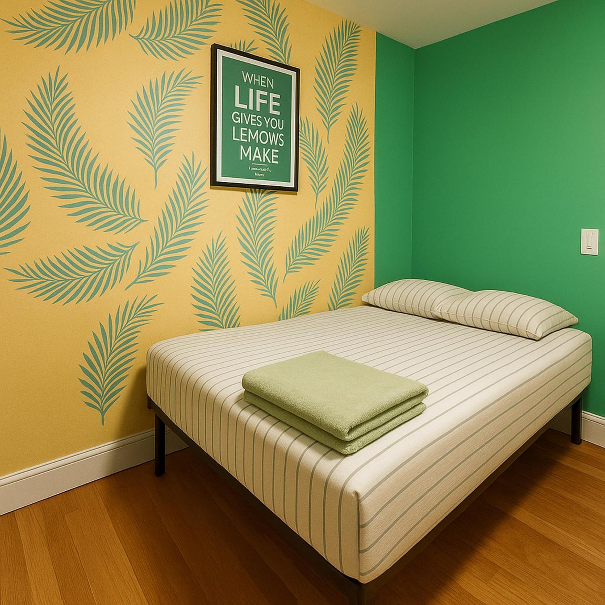 Lemon Vibes Harlem Affordable Comfort * New York
