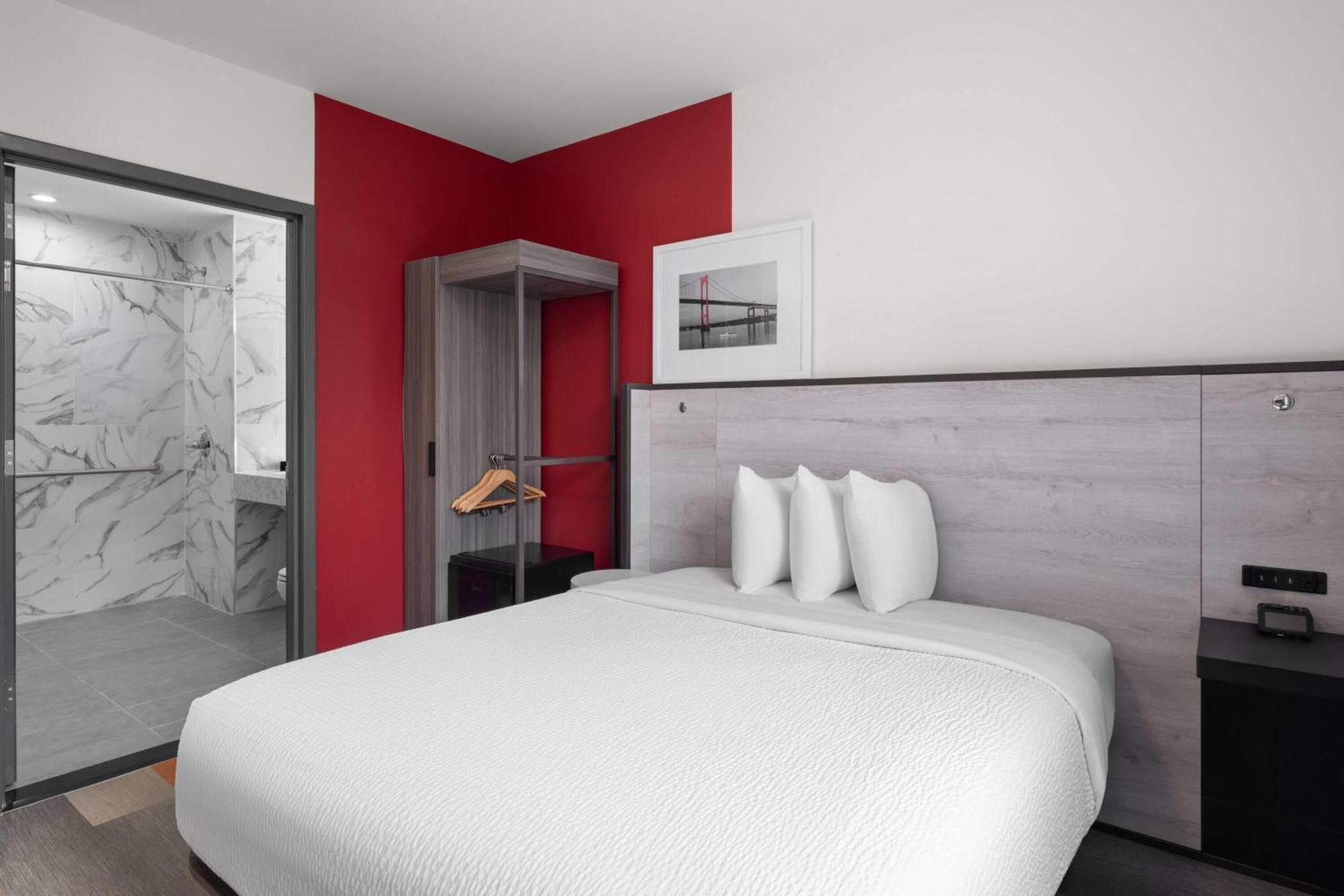 Ramada By Wyndham Brooklyn Near Flatbush Hotel New York
