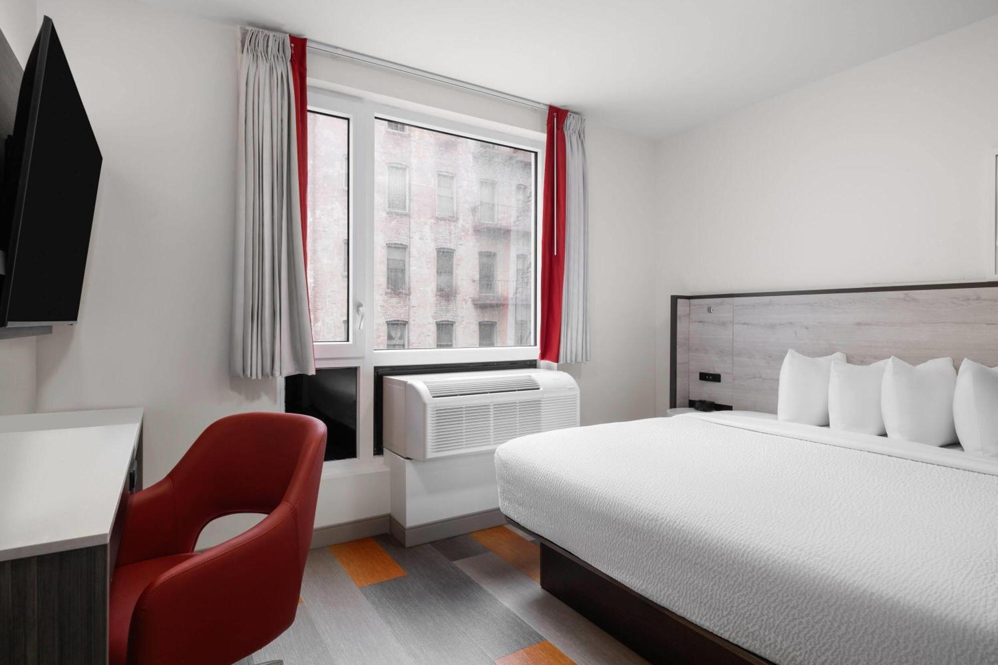 Ramada By Wyndham Brooklyn Near Flatbush 3*