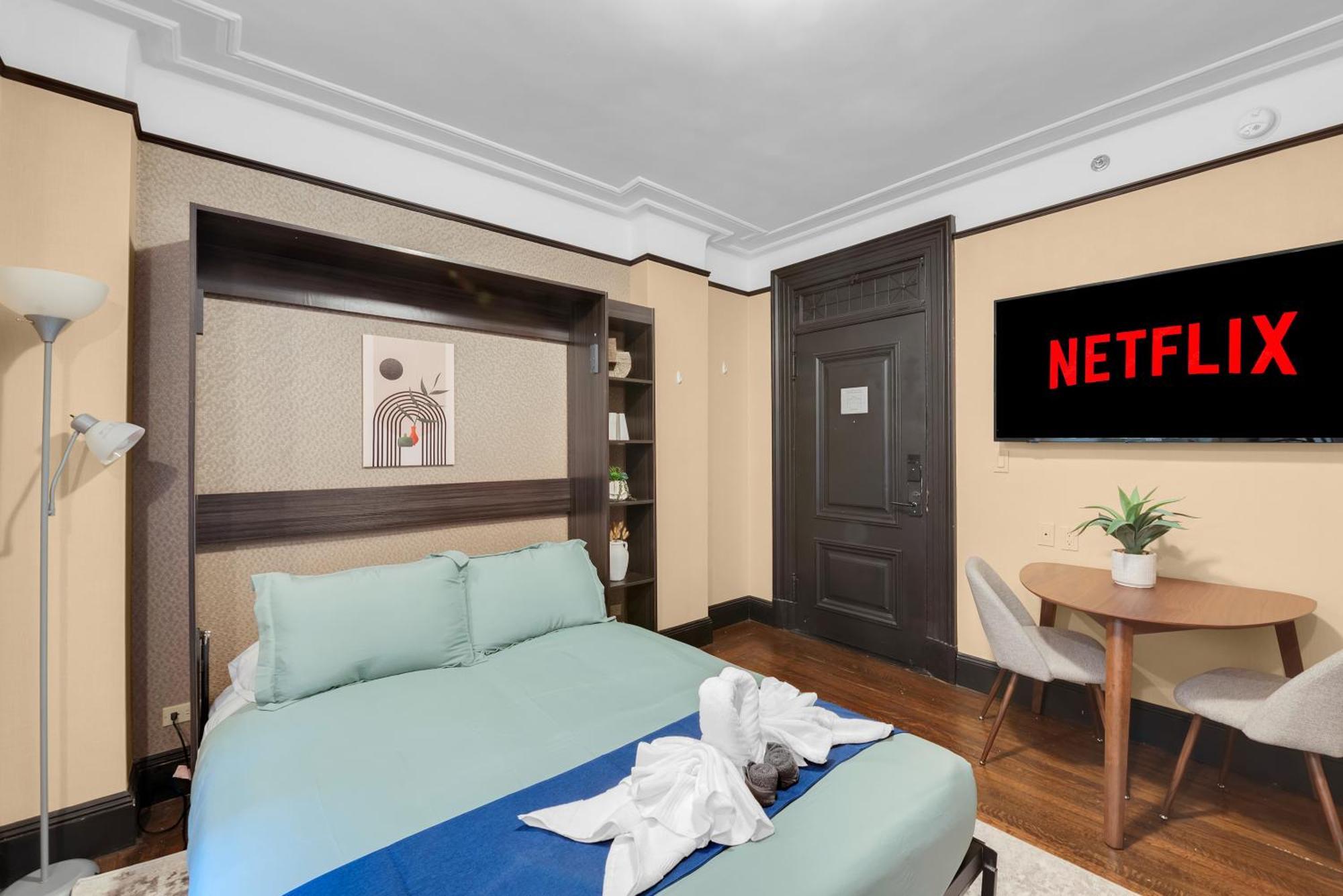 Nyc Premier Walking Distance To Times Square Apartment New York