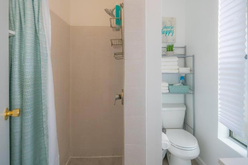 2br Great Location Short Walk To Times Square New York