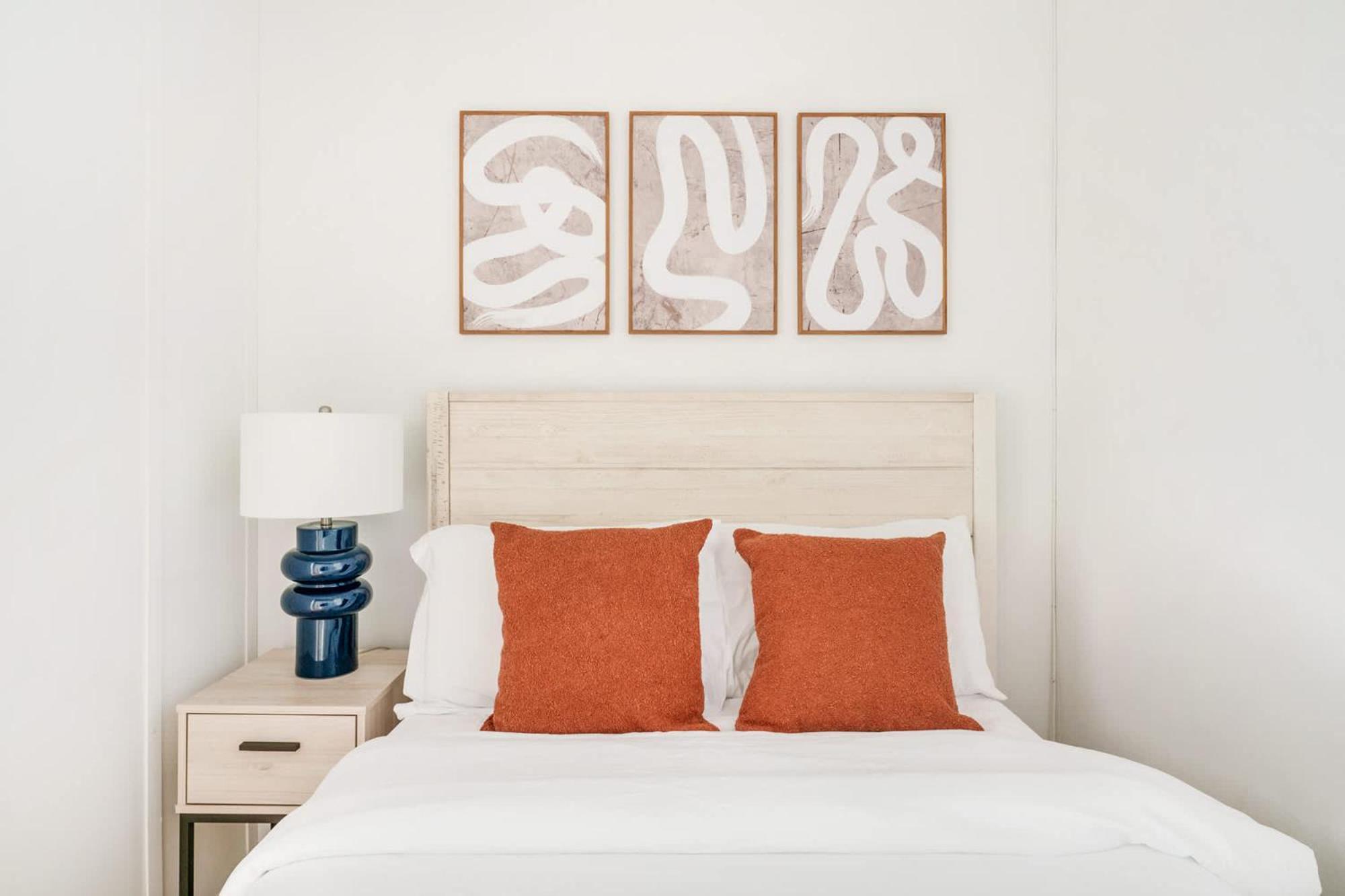 69-2c Brand New Prime Lower East Side 1br *