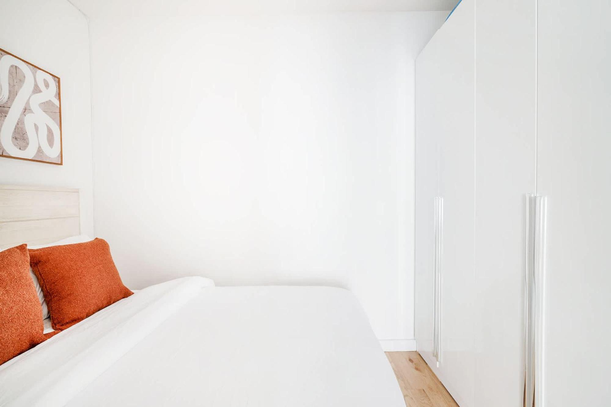 69-2c Brand New Prime Lower East Side 1br Apartment New York