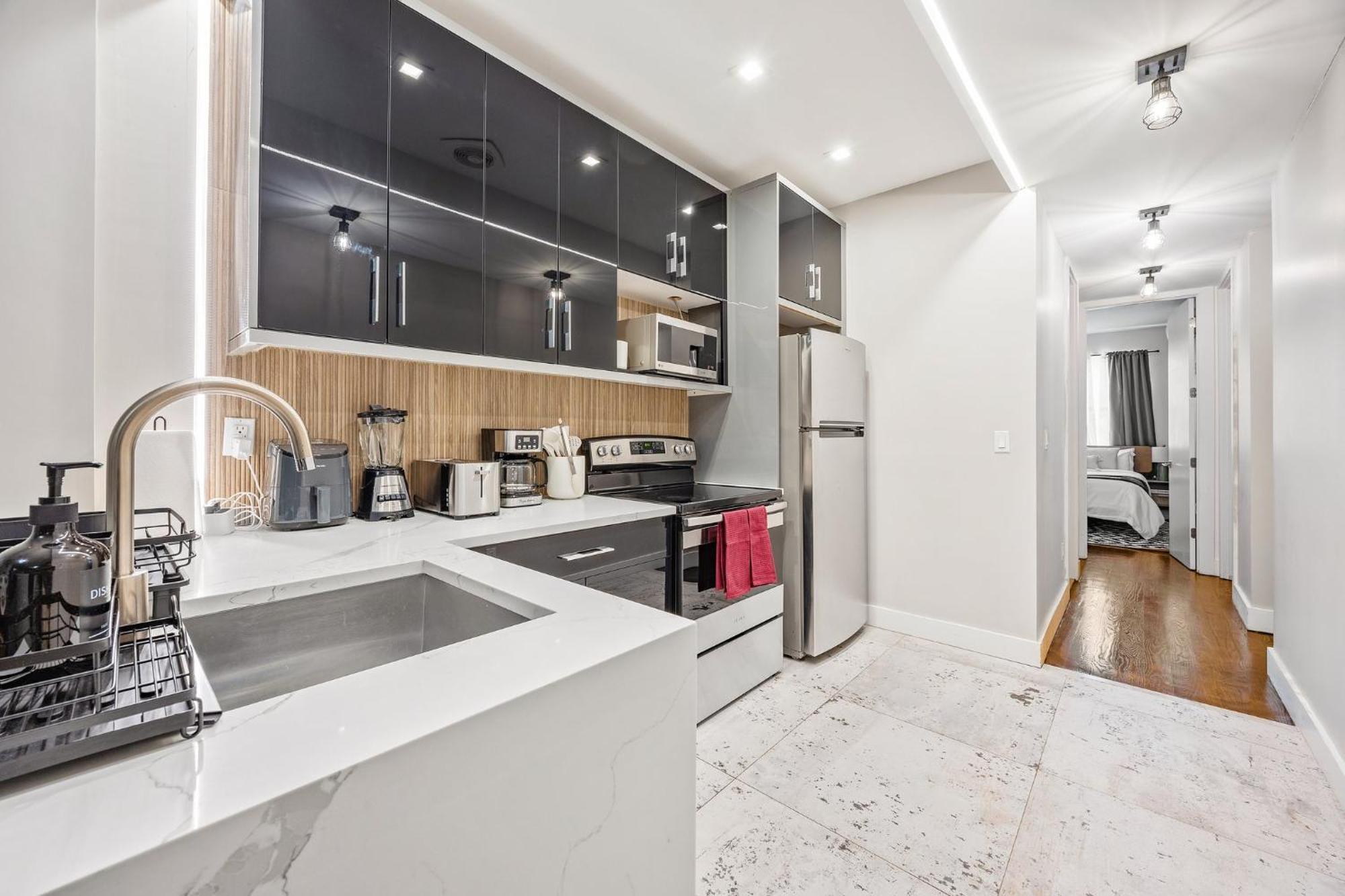 Mid-century 5br And 5 Baths W Ps5 & Laundry * New York