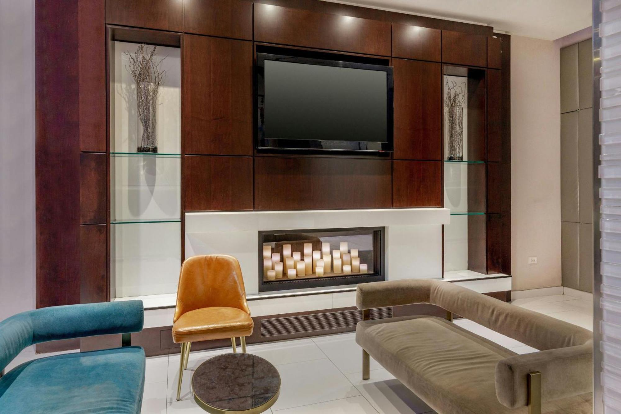 Hotel Fairfield By Marriott Manhattan Times Square 4*