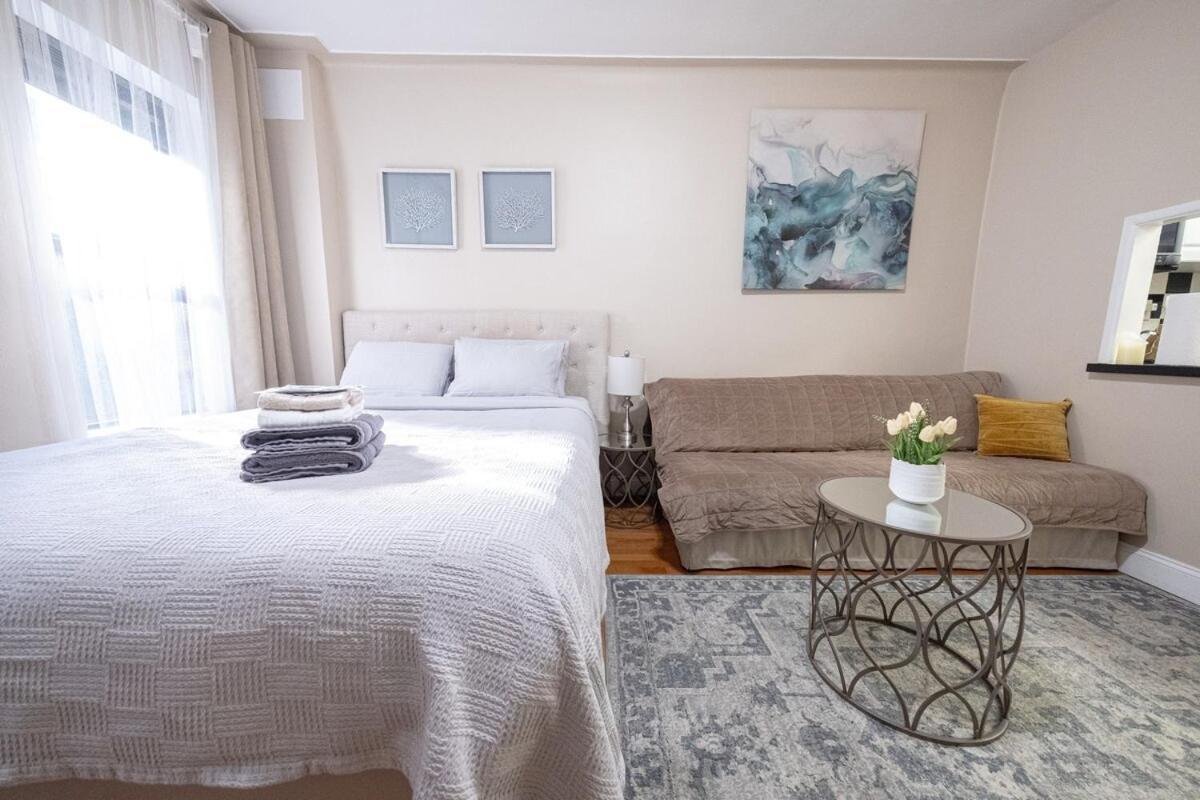 Apartment Close To Park, Lenox Hill & Ny Presbyterian