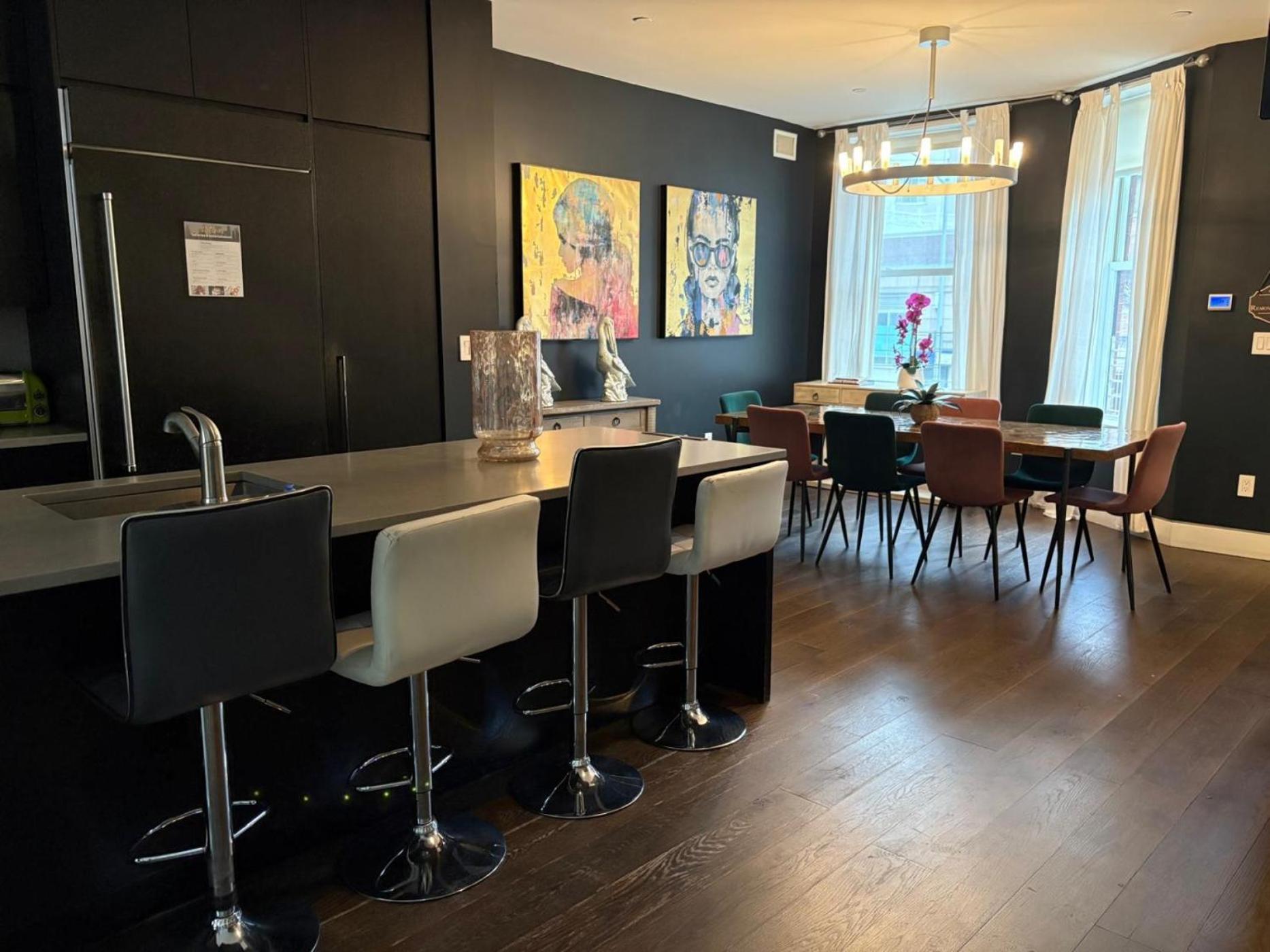 Harlem New Multi-million Dollar Manhattan Brownstone Hébergement de vacances *