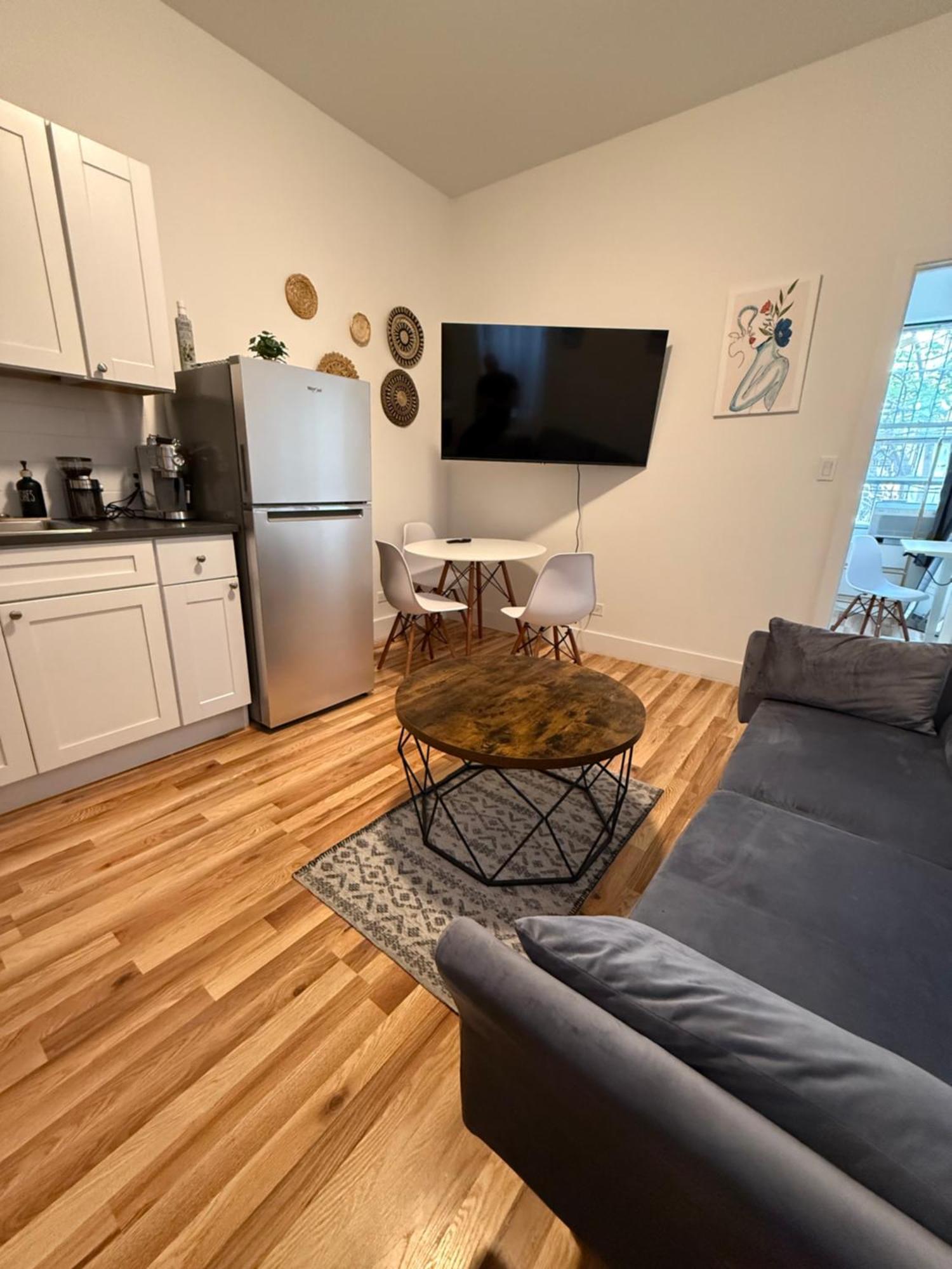 Elegant Retreat - Sophisticated One Bedroom In Downtown Manhattan's Union Square Apartment New York