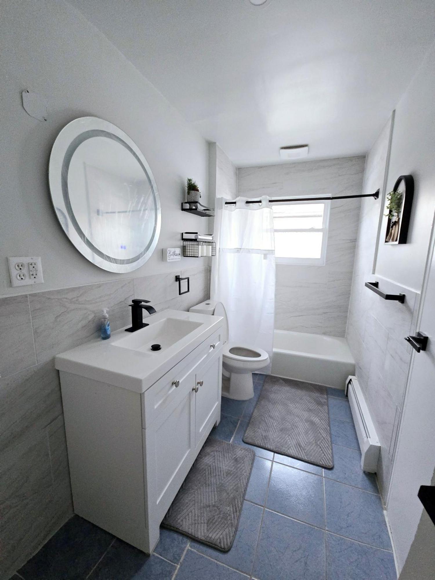 Ally's Away Apartment New York