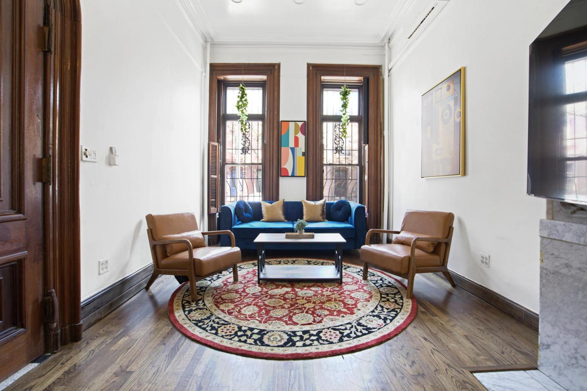 Apartment 3Br Nyc Brownstone Game Room Backyard Patio New York