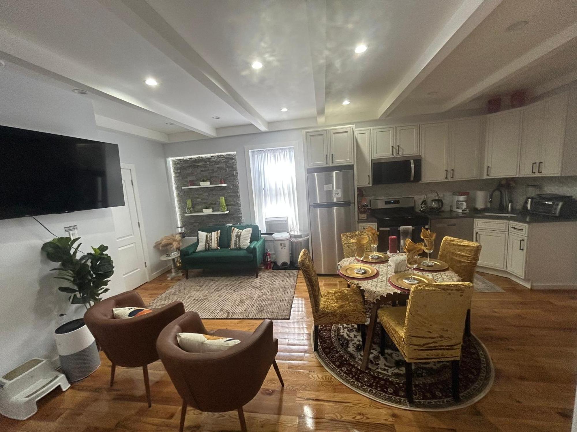 Simple Elegant Living * New York