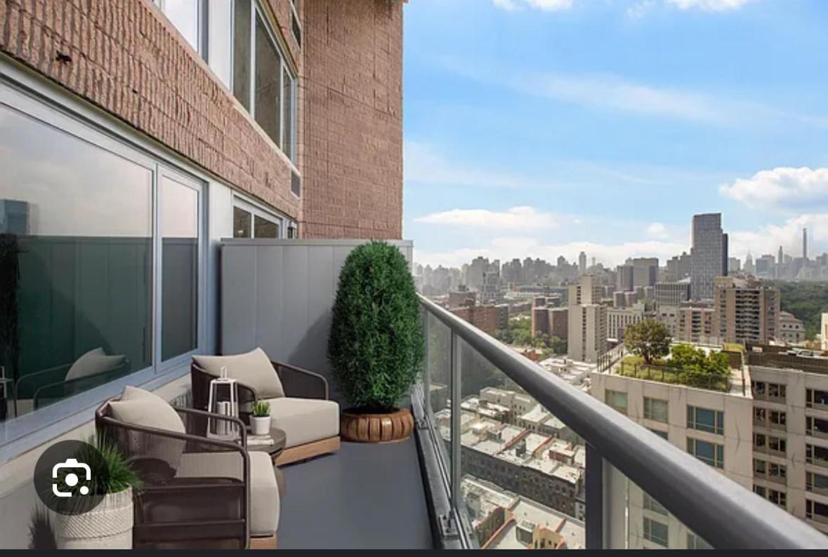 Apartment Nyc 5th Ave Park Penthouse Balcony 3bedroom Oasis *