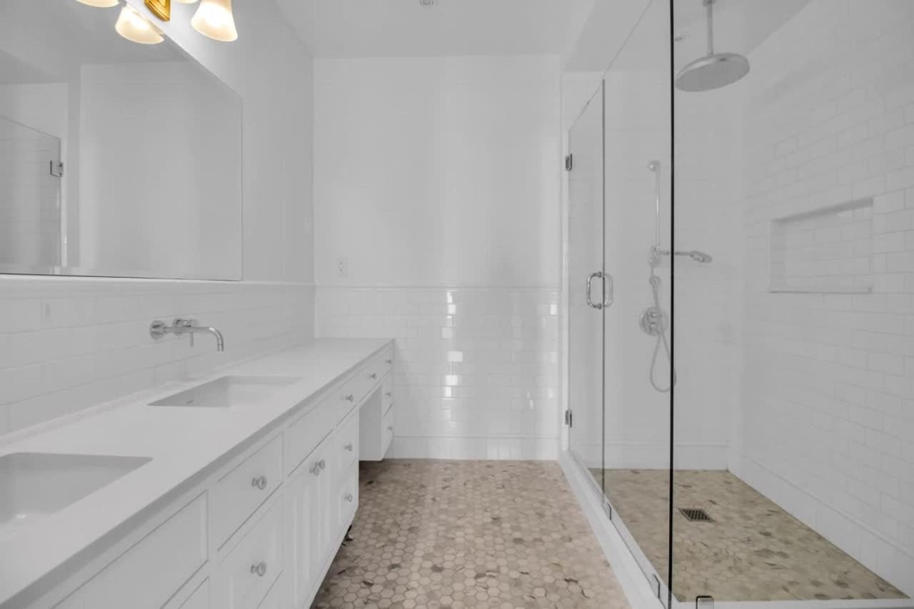 Hébergement de vacances 399- Luxury 6br 5baths Townhouse With Garage In Carroll