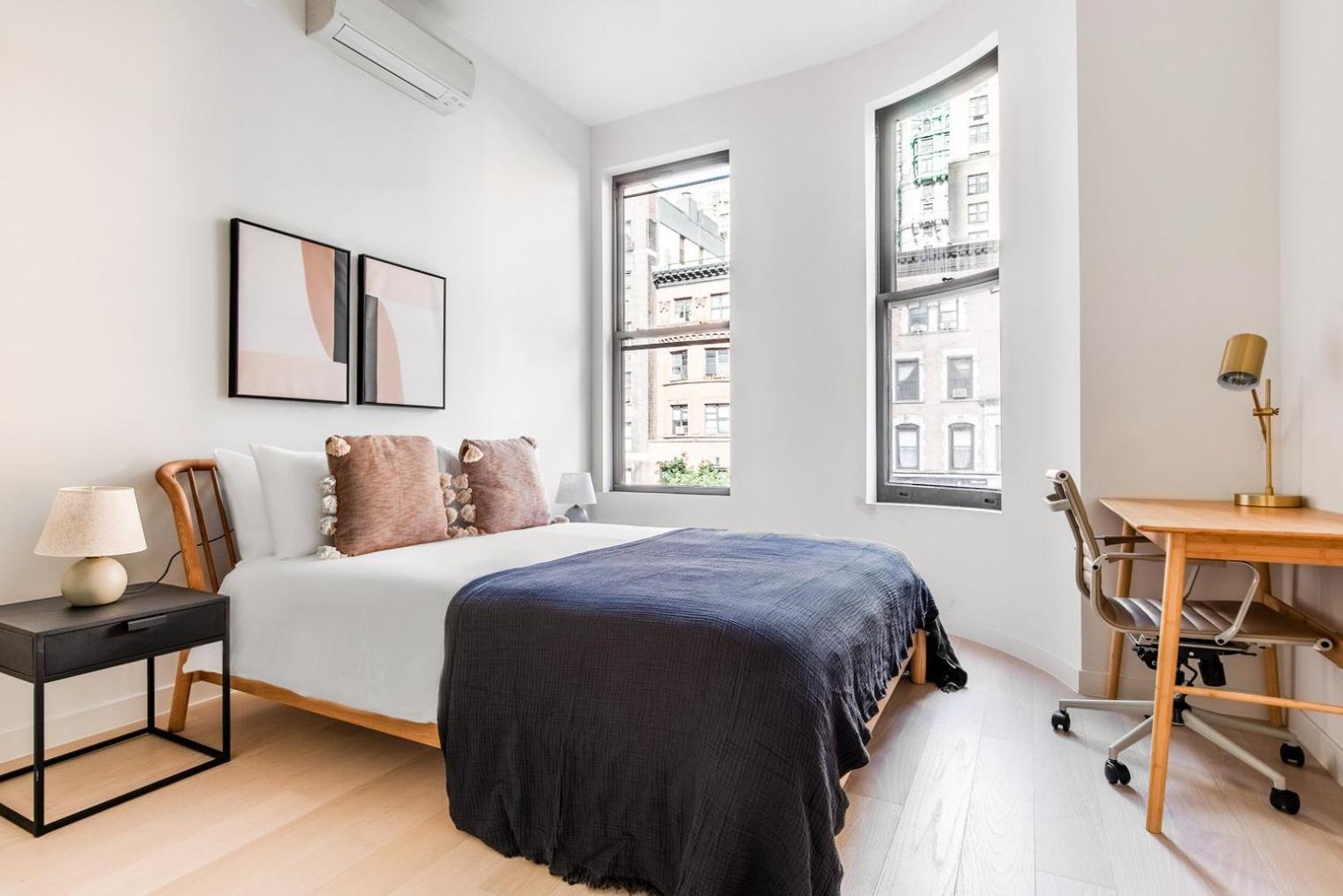 Apartment Uws 2br W Elevator Wd Nr Park Nyc-1300 *