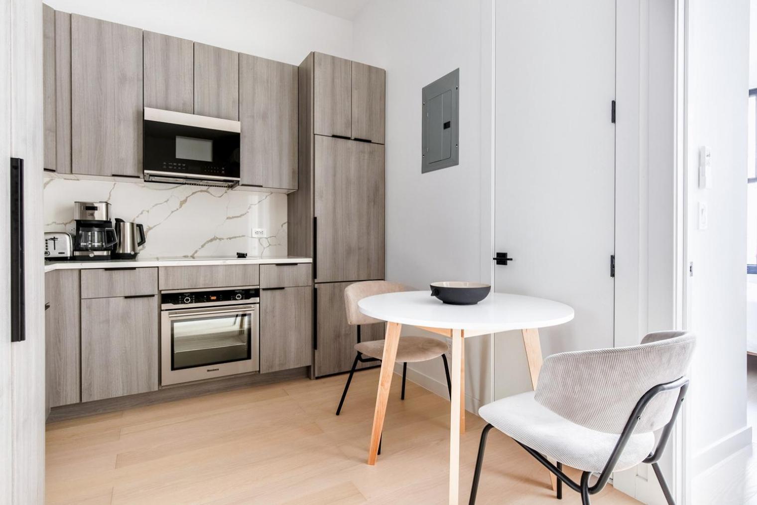 Uws 2br W Elevator Wd Nr Park Nyc-1300 *