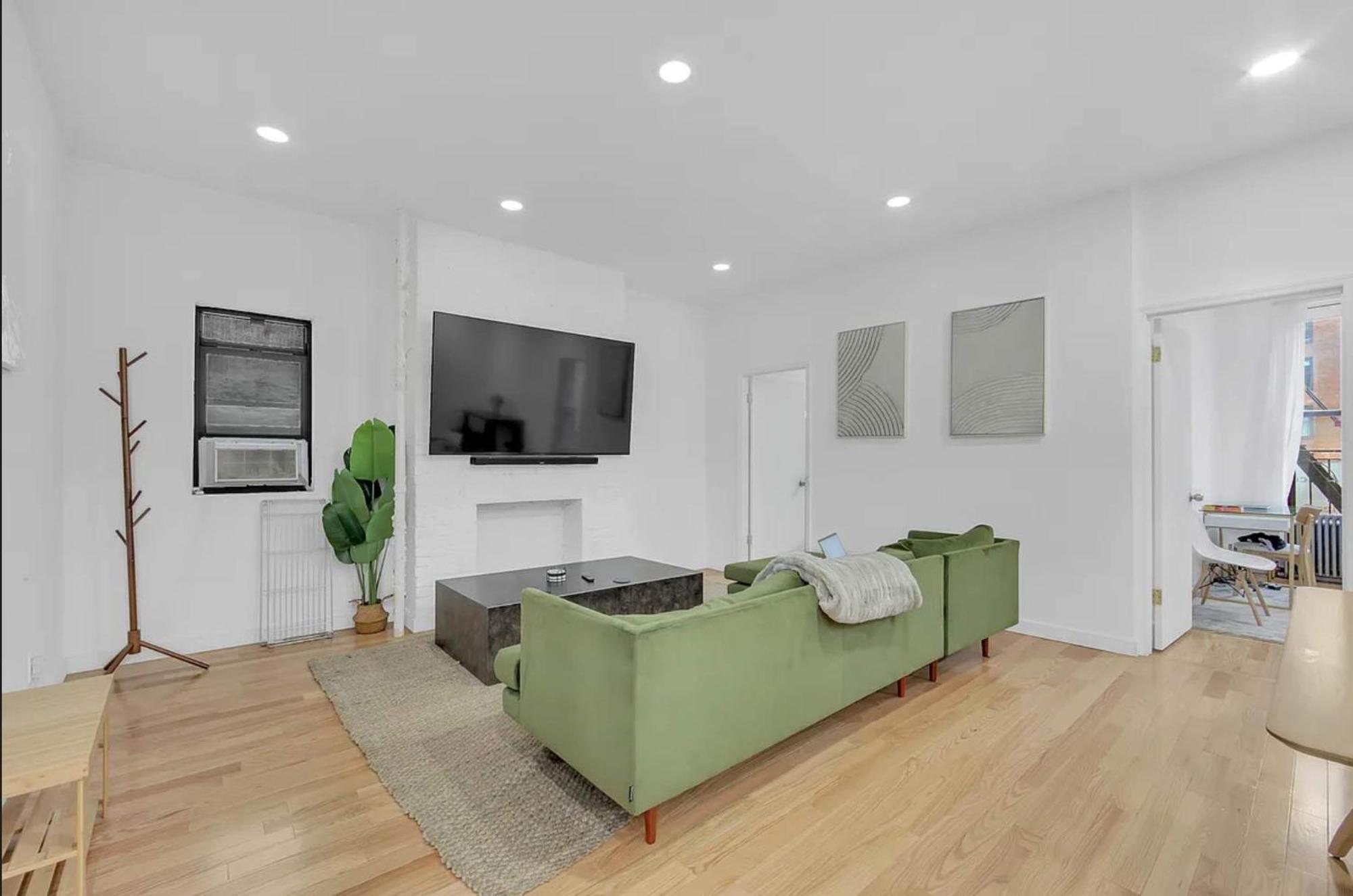 51-1a Renovated 3br 2bath Prime Soho Apartment *
