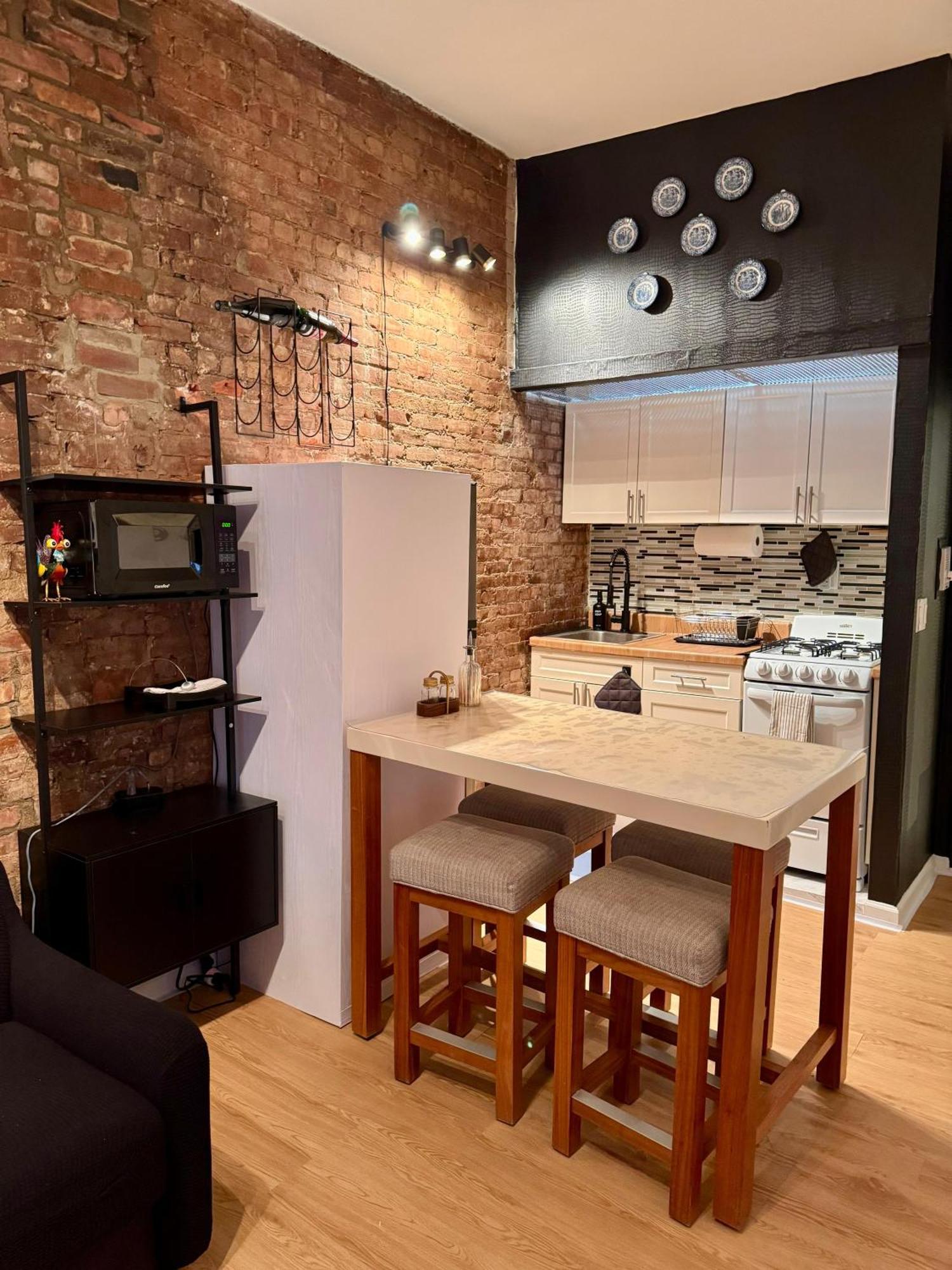 Gotham House Apartment