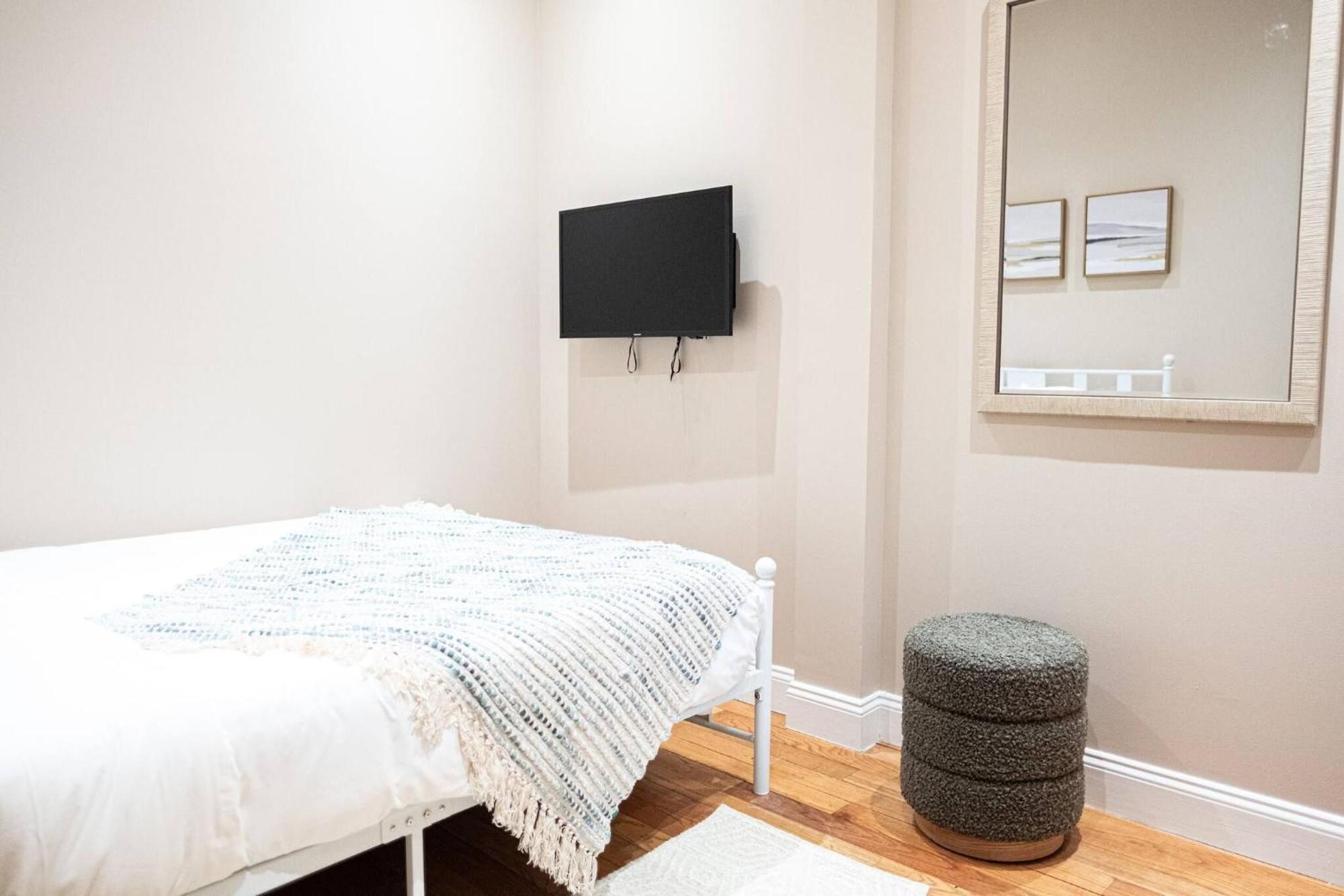 Spacious 4br 2ba Duplex With Private Patio Wd Apartment New York