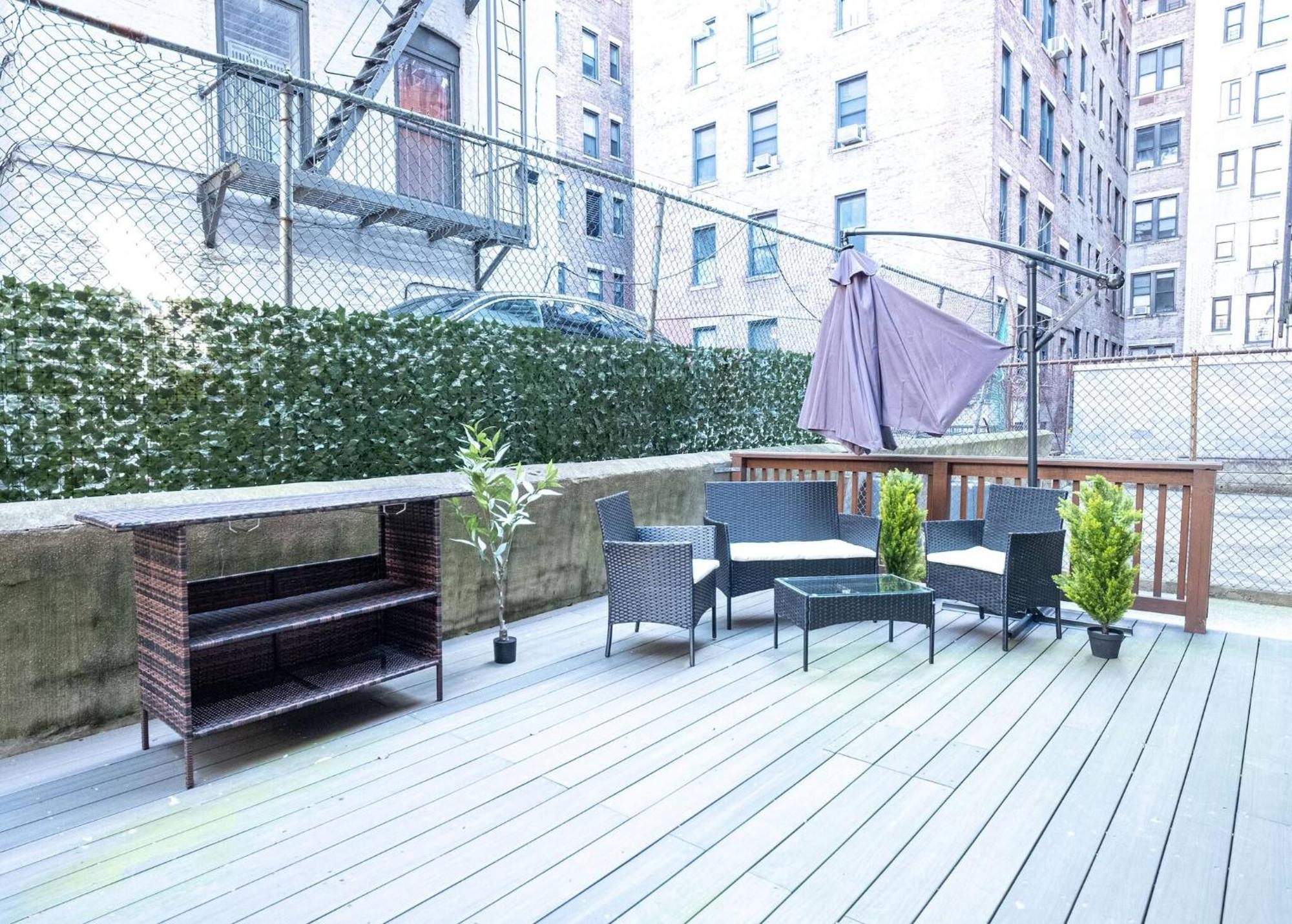 Apartment Spacious 4br 2ba Duplex With Private Patio Wd