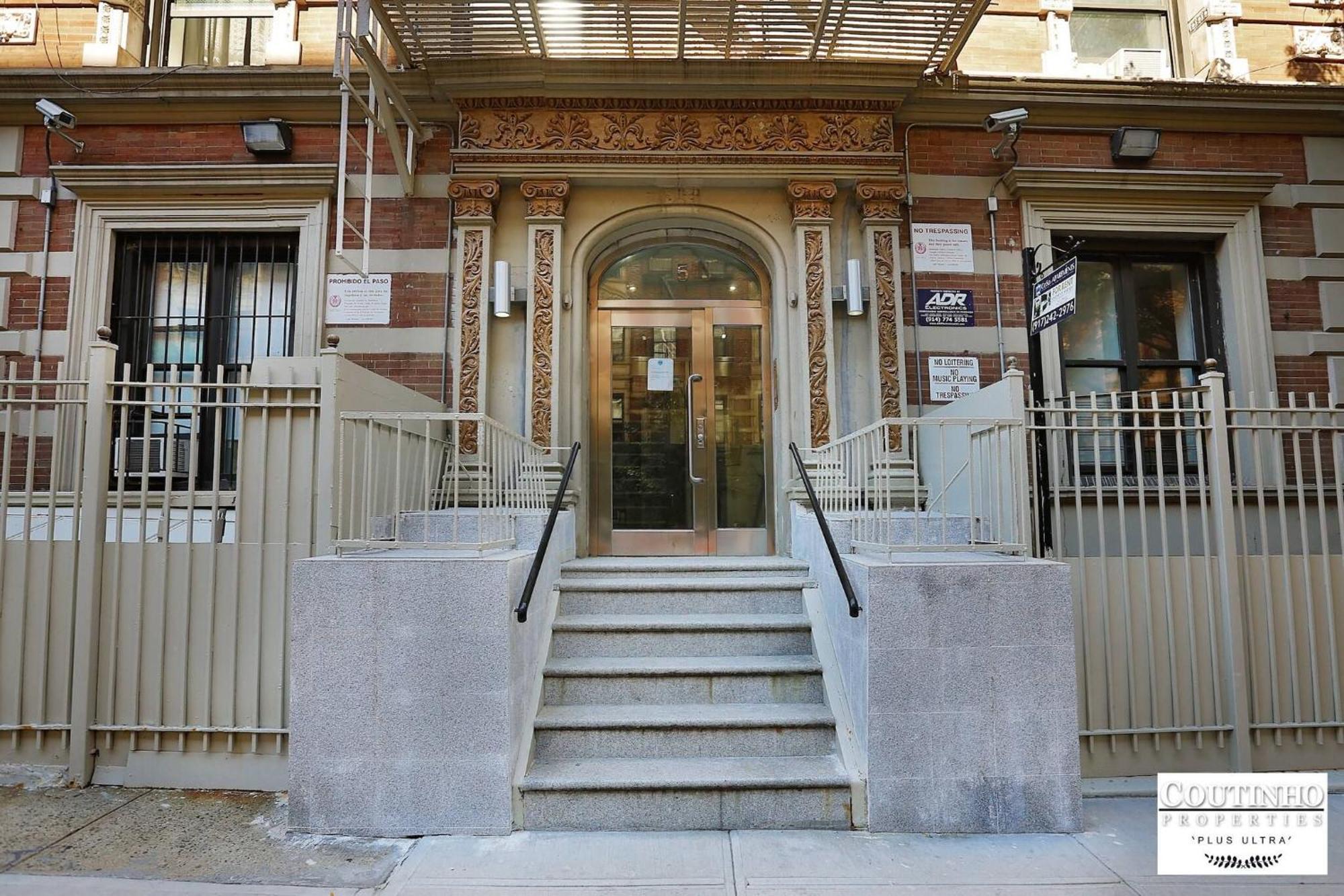 Apartment Spacious 4br 2ba Duplex With Private Patio Wd *
