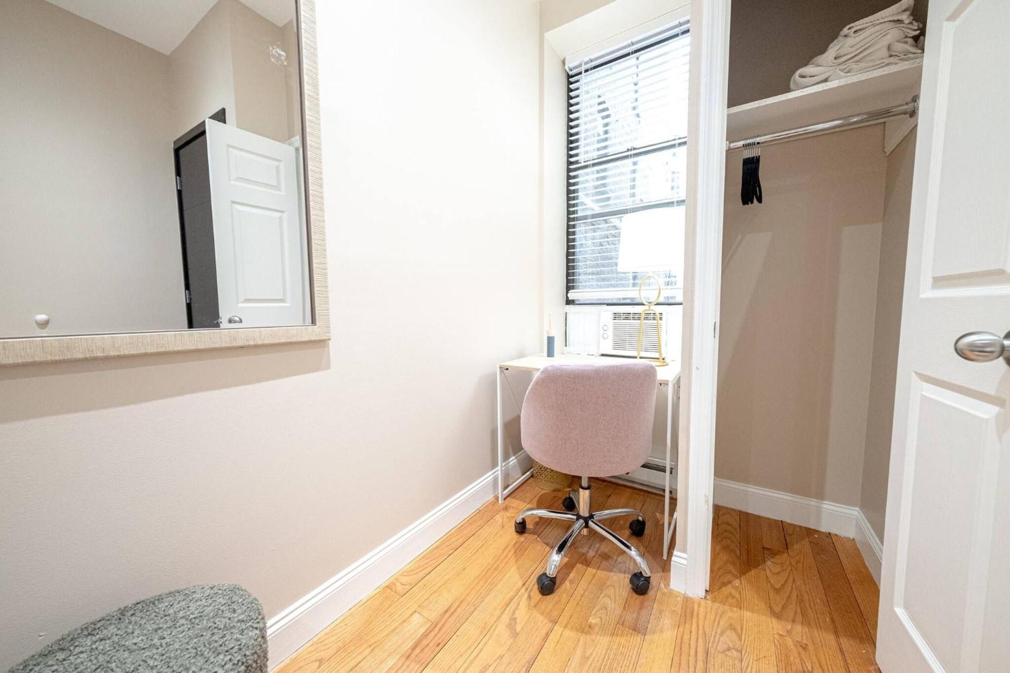 Spacious 4br 2ba Duplex With Private Patio Wd Apartment