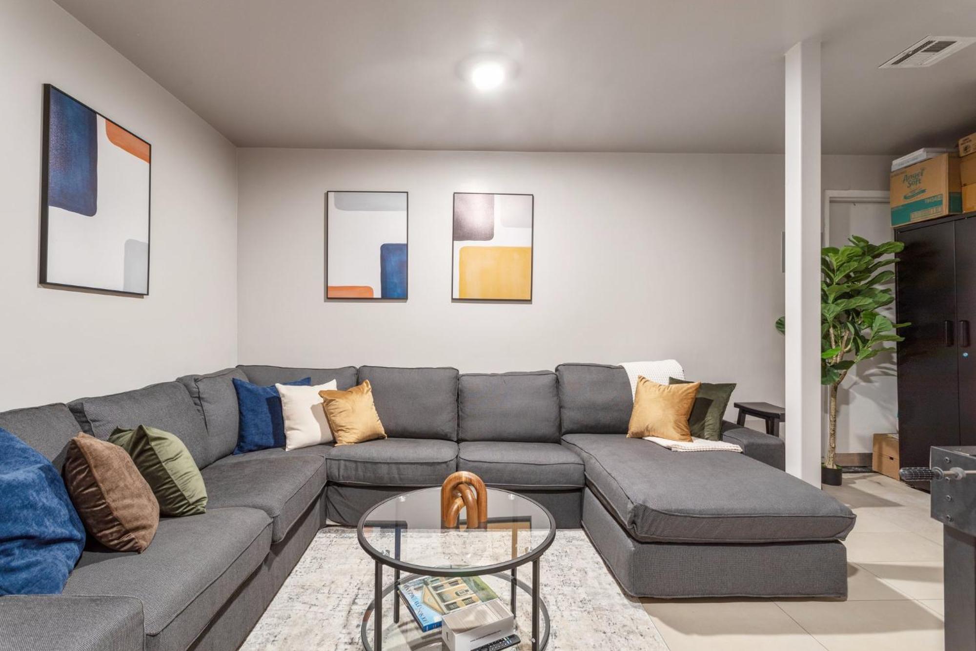 5bd Duplex W Private Patio Bbq And Arcade Games * New York