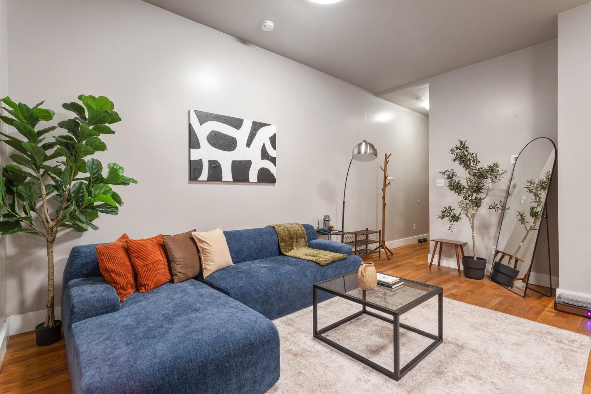 5bd Duplex W Private Patio Bbq And Arcade Games Apartment