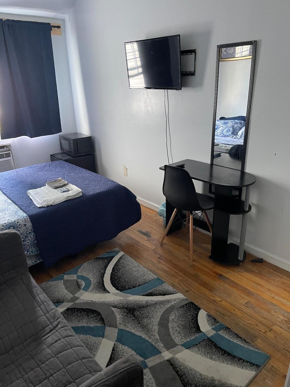 Cozy Jfk