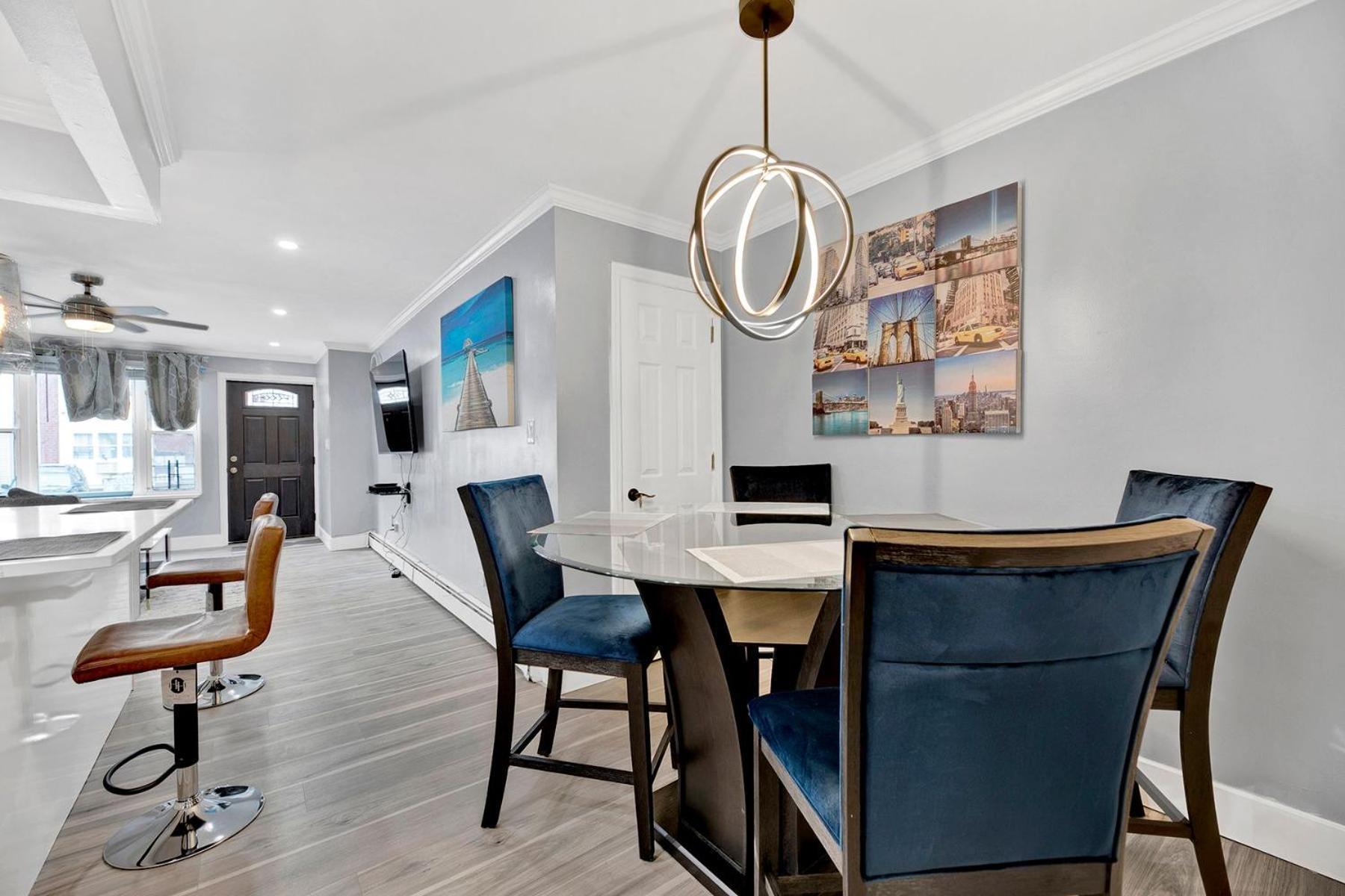 The Cozy Getaway In Edgemere Community New York