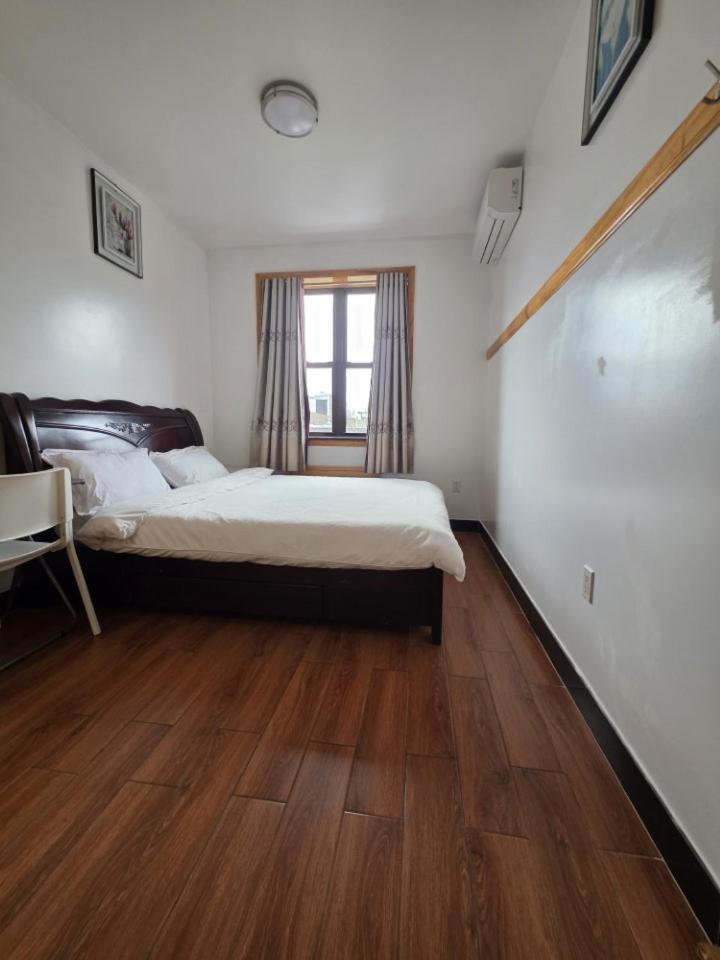 Cozy In Brooklyn With Amazing Food Homestay