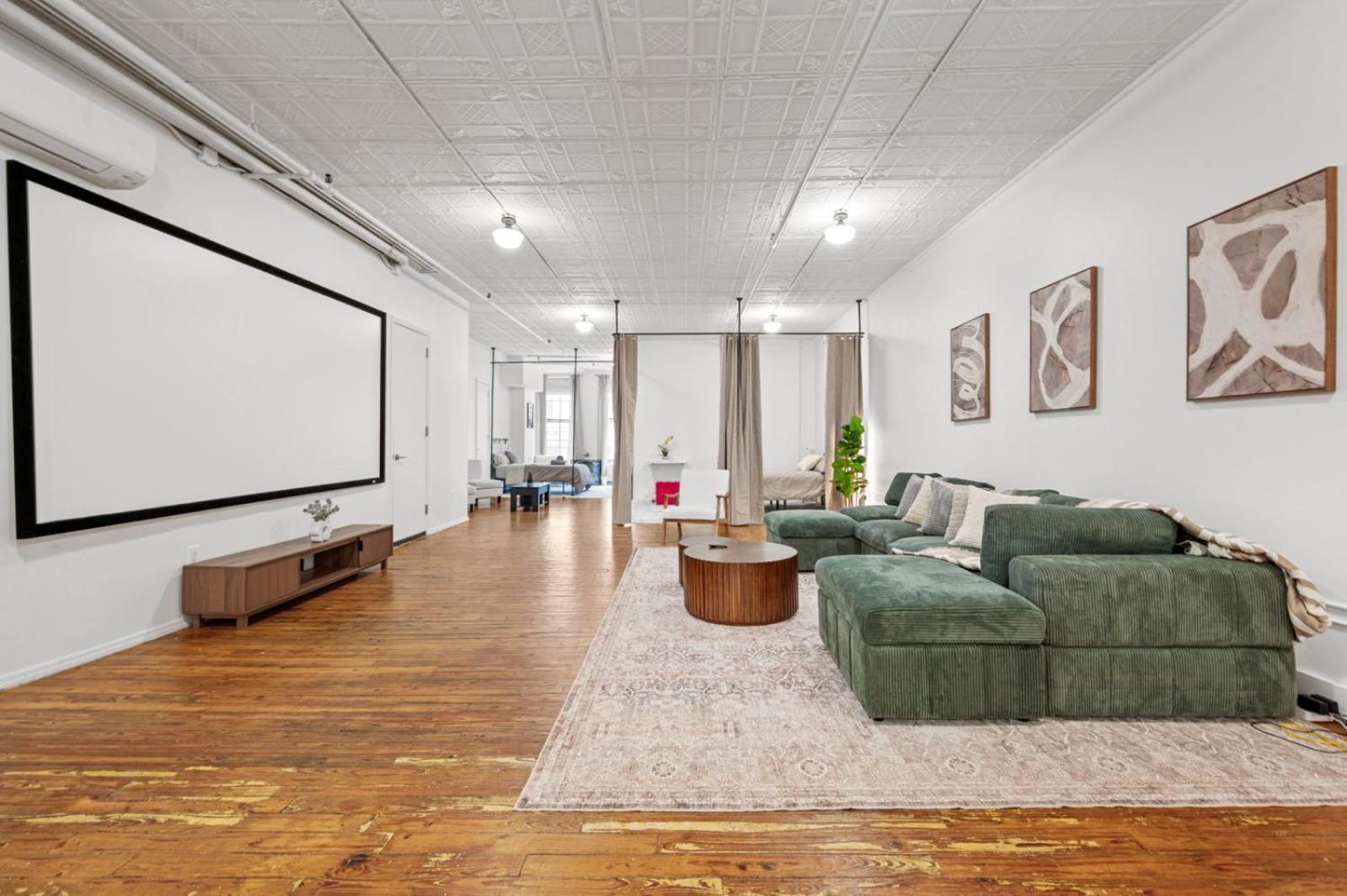Nolita Modern 6 Bedrooms 2 Baths Hotel *