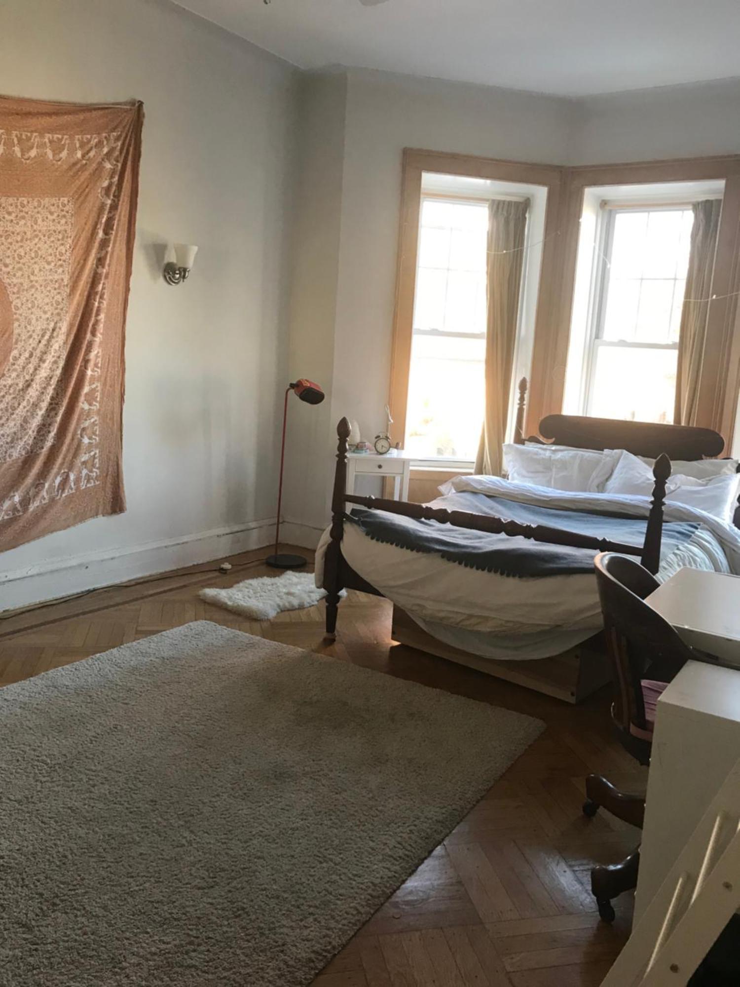 Artsy Elegant 4-Br Townhouse Quiet Brooklyn Block Ferienhaus New York