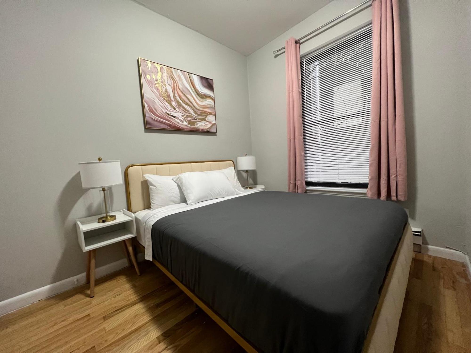 6 Bd Upper West Side Apartment