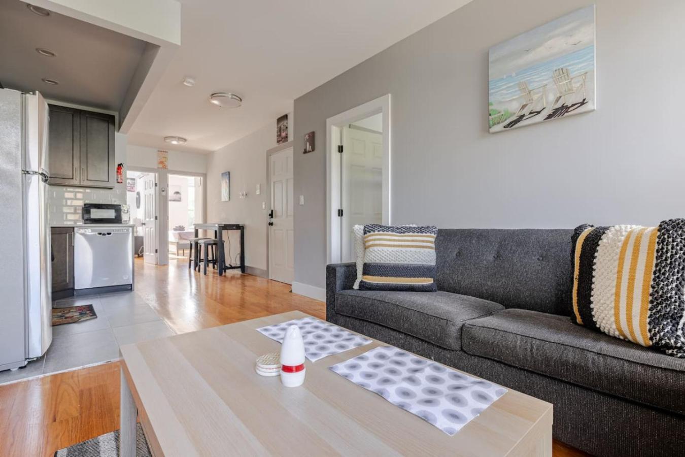 Sleek And New 3br Brooklyn Only 10 Min To Manhattan * New York