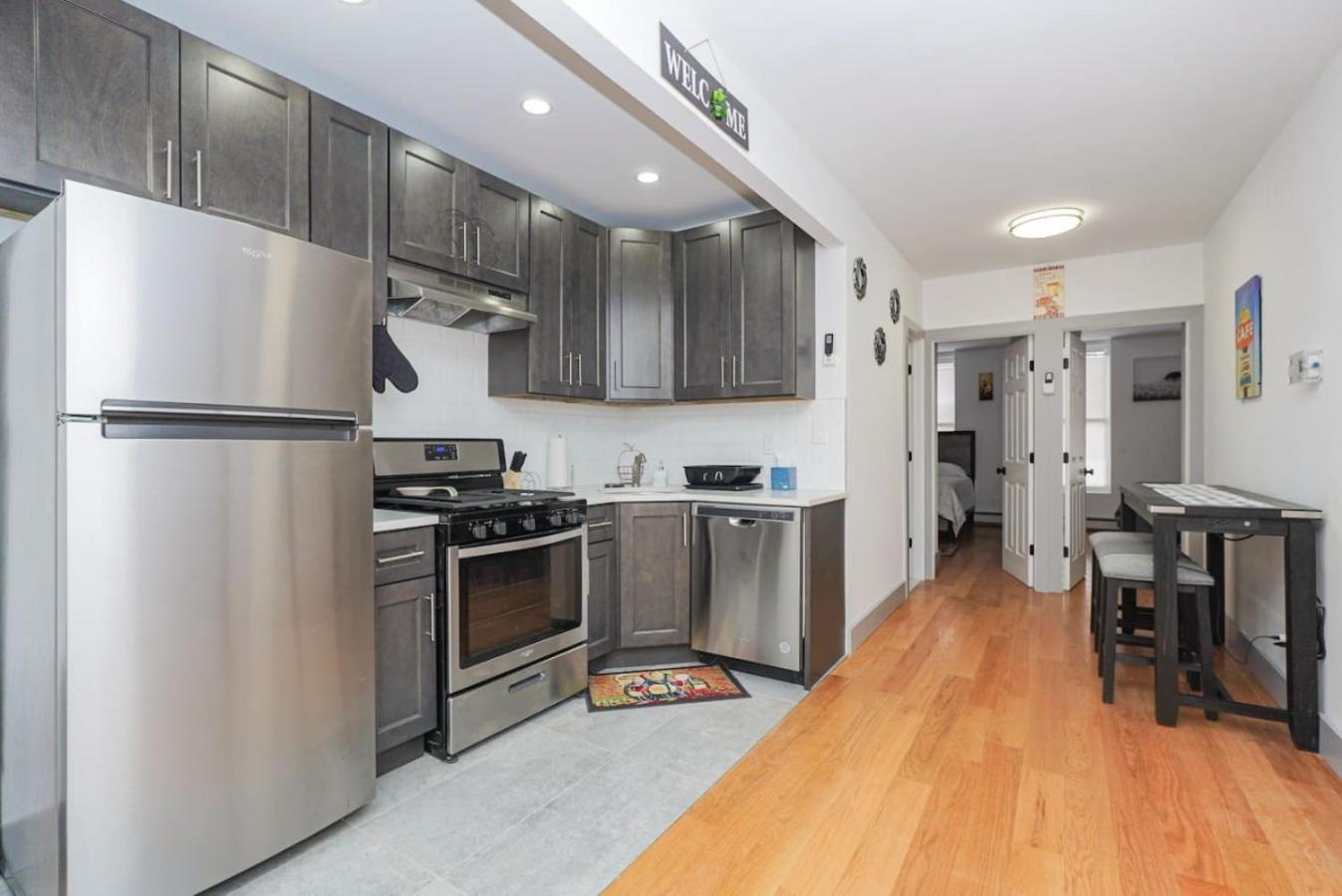 Apartment Sleek And New 3br Brooklyn Only 10 Min To Manhattan *
