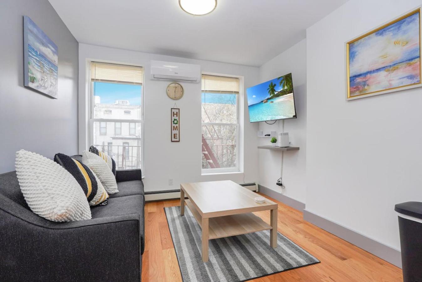 Sleek And New 3br Brooklyn Only 10 Min To Manhattan * New York