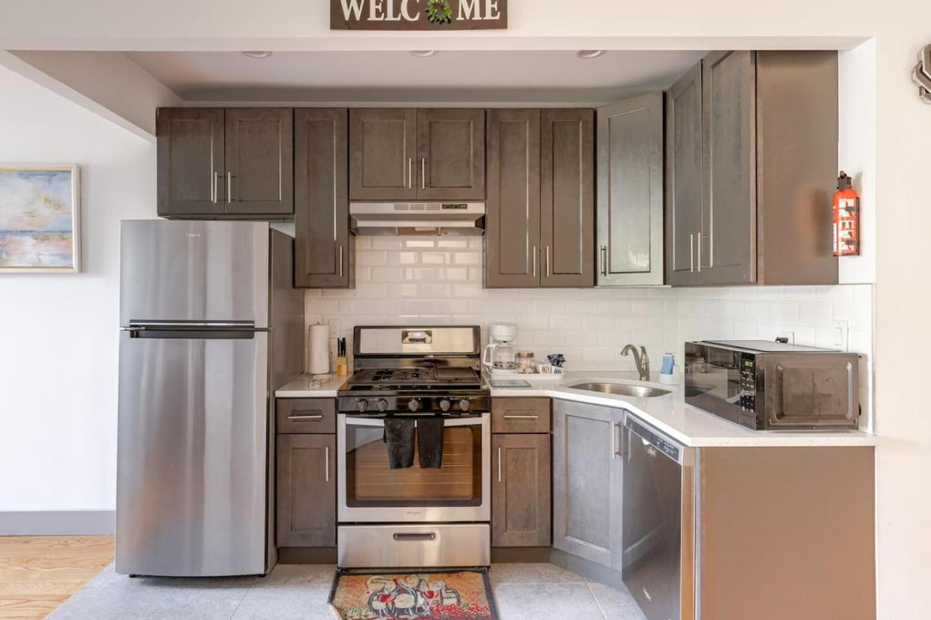 Apartment Sleek And New 3br Brooklyn Only 10 Min To Manhattan