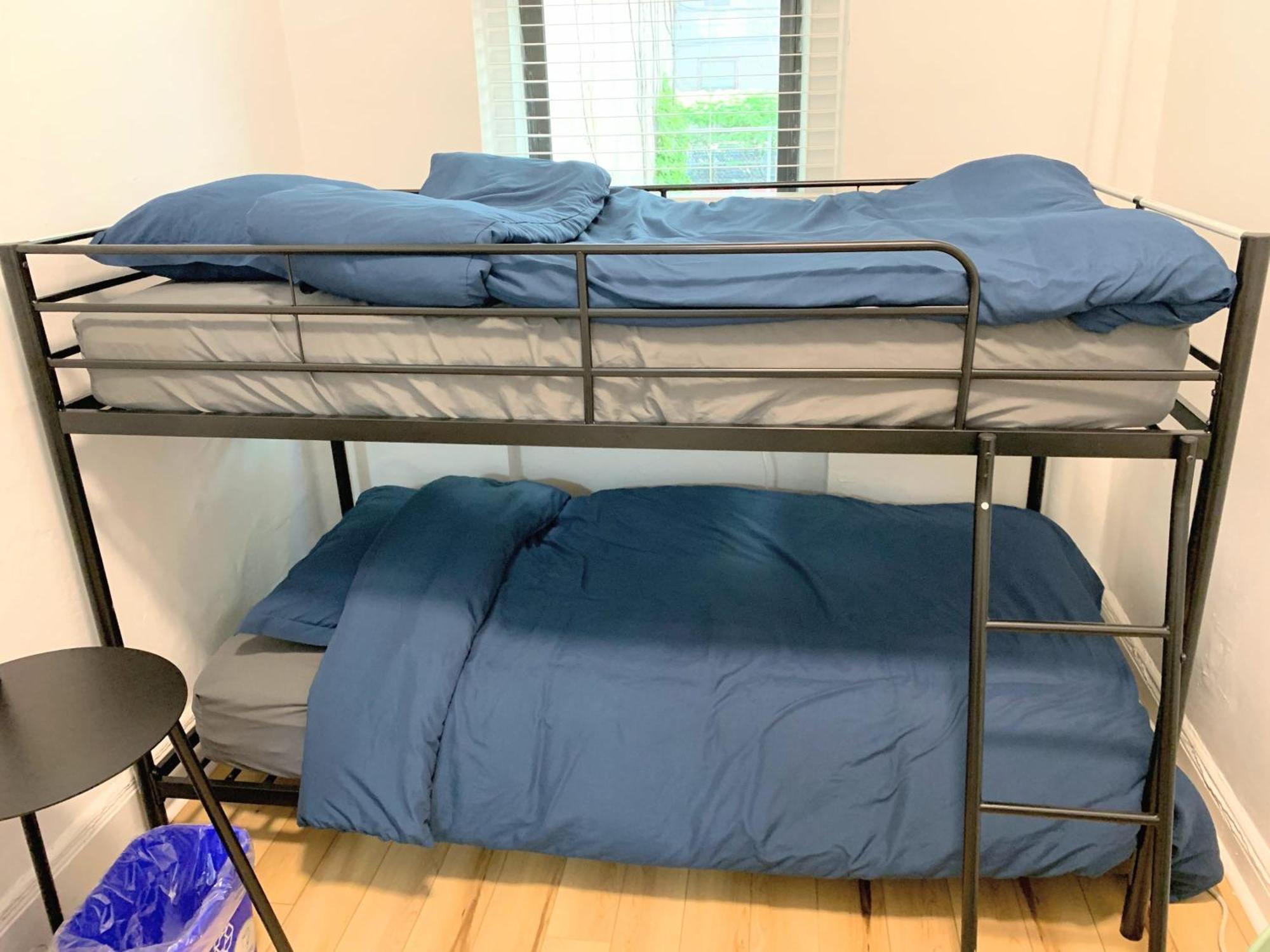 Chelsea Studio-shared Bathroom With Kitchen Twin Bunk Bed Apartment New York