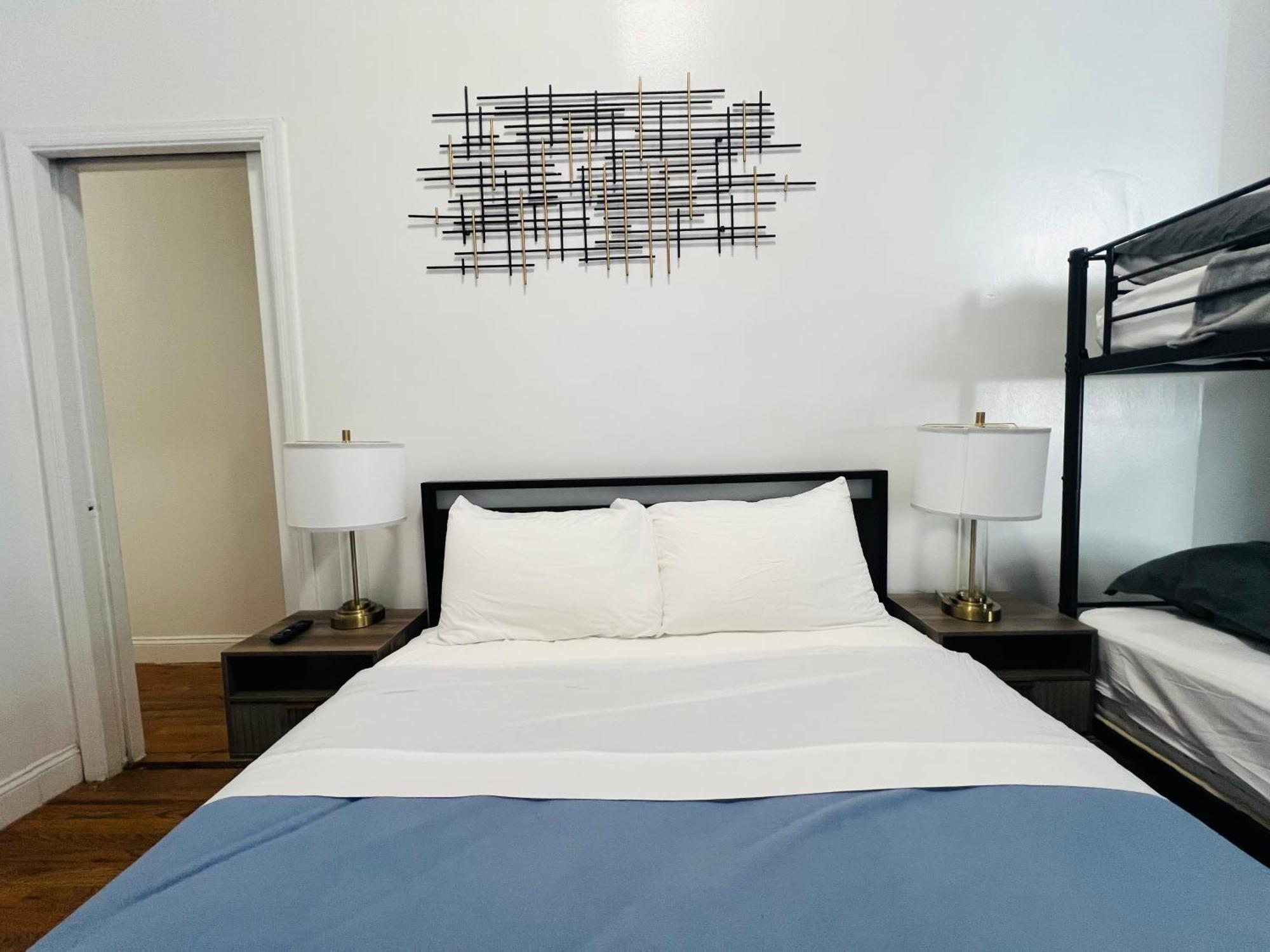 2bd-2ba Theater District * New York