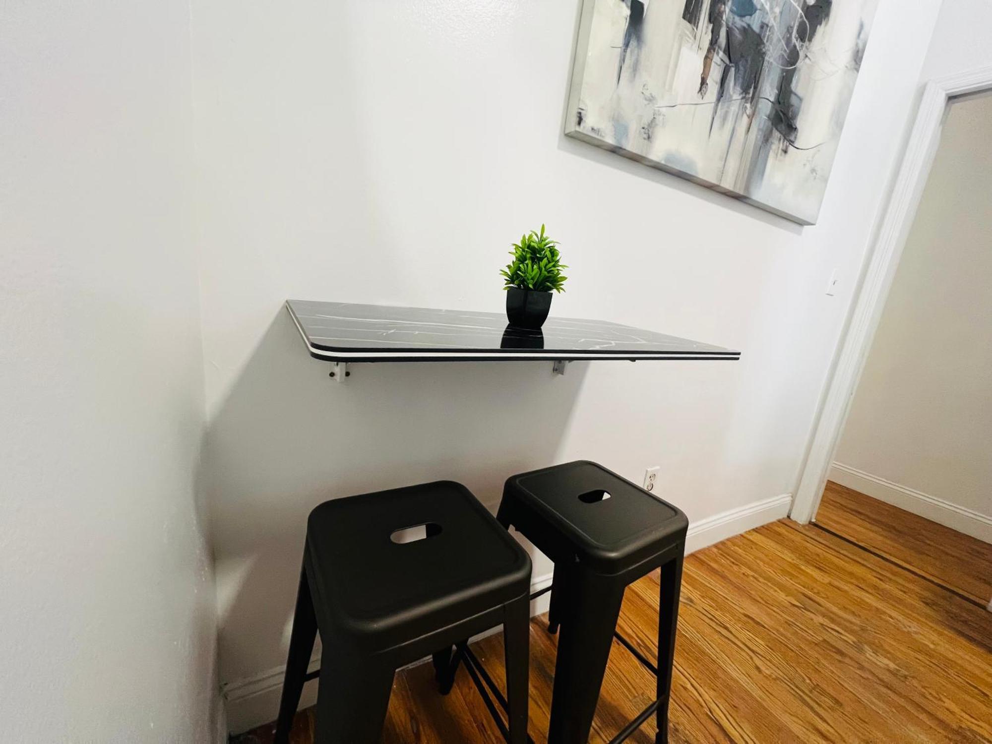 2bd-2ba Theater District