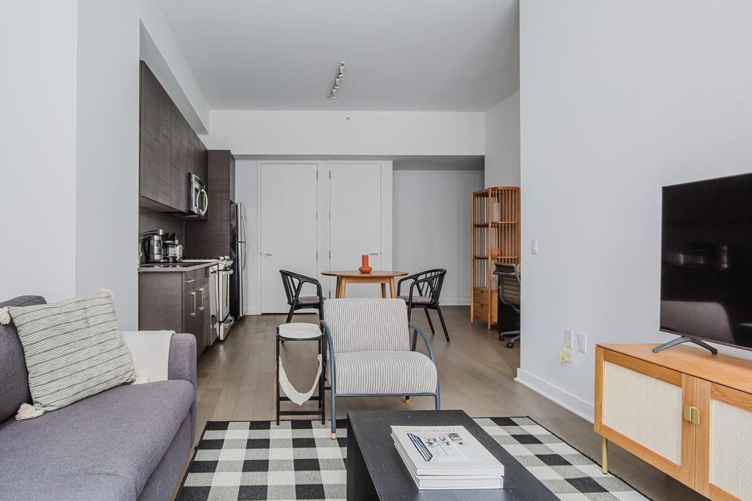 Apartment Blueground Midtown South Balcony Nr Empire State Building Nyc-1718 *