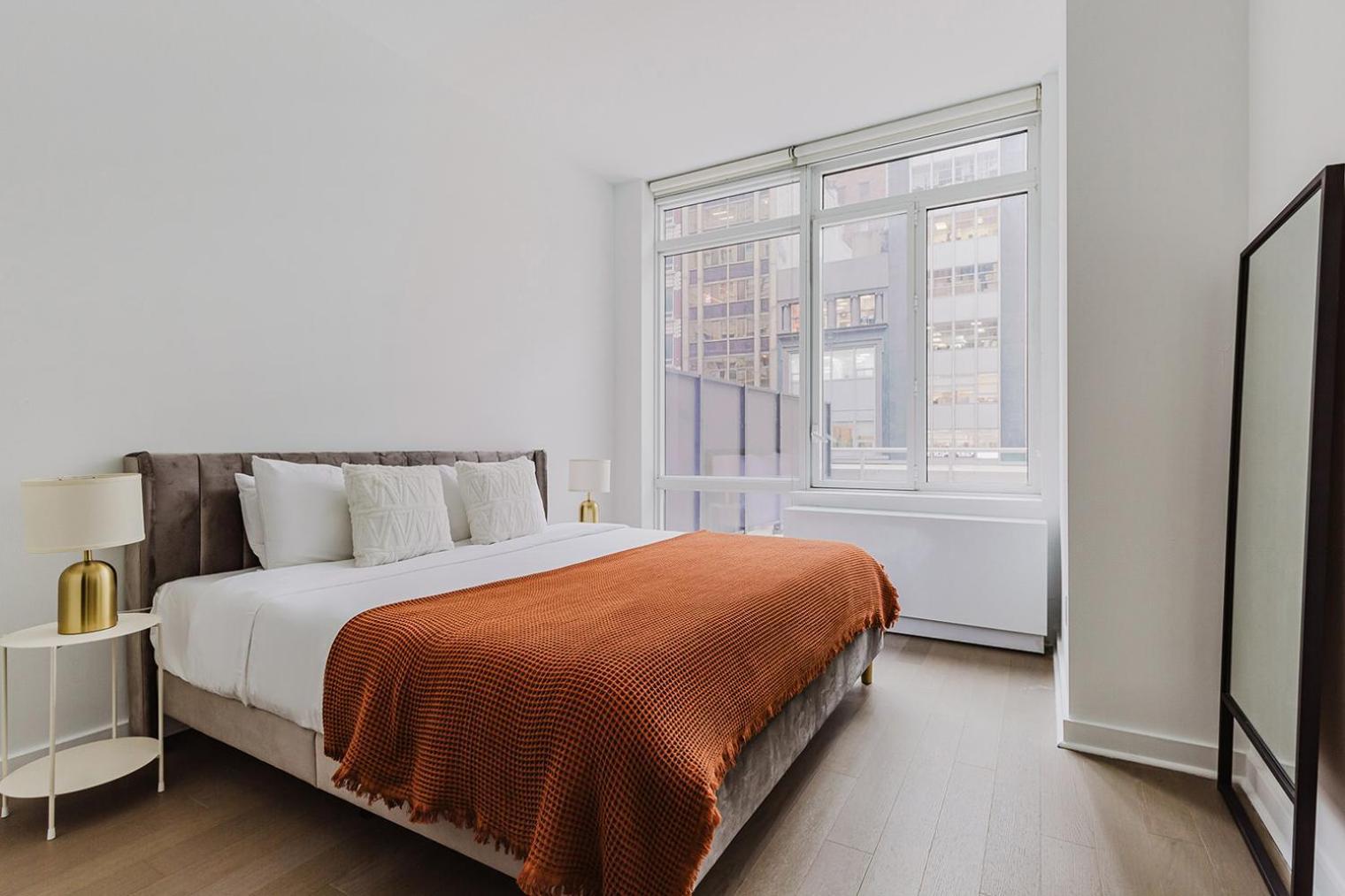 Apartment Blueground Midtown South Balcony Nr Empire State Building Nyc-1718 *